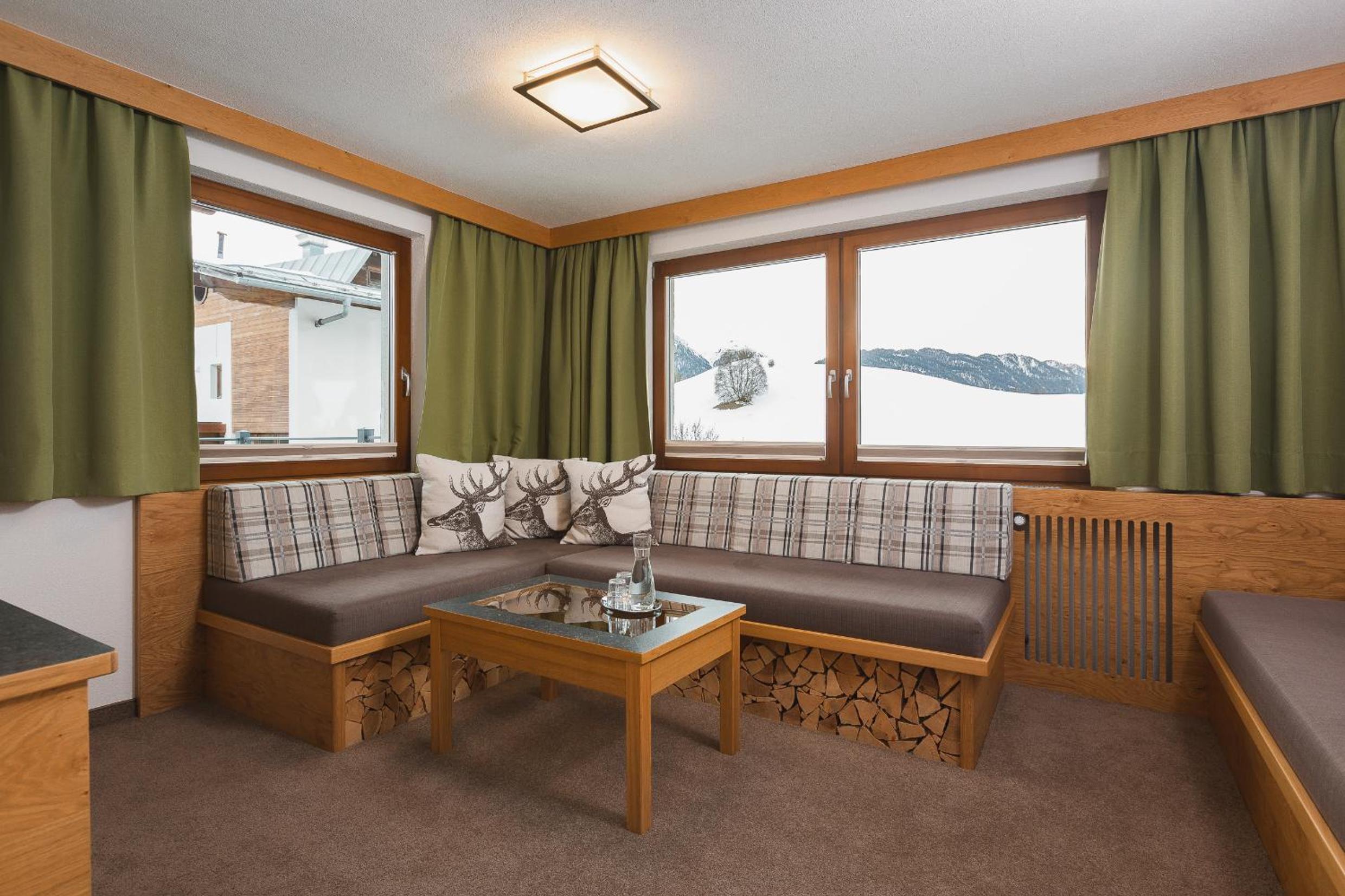 Apartment with Terrace photo 2