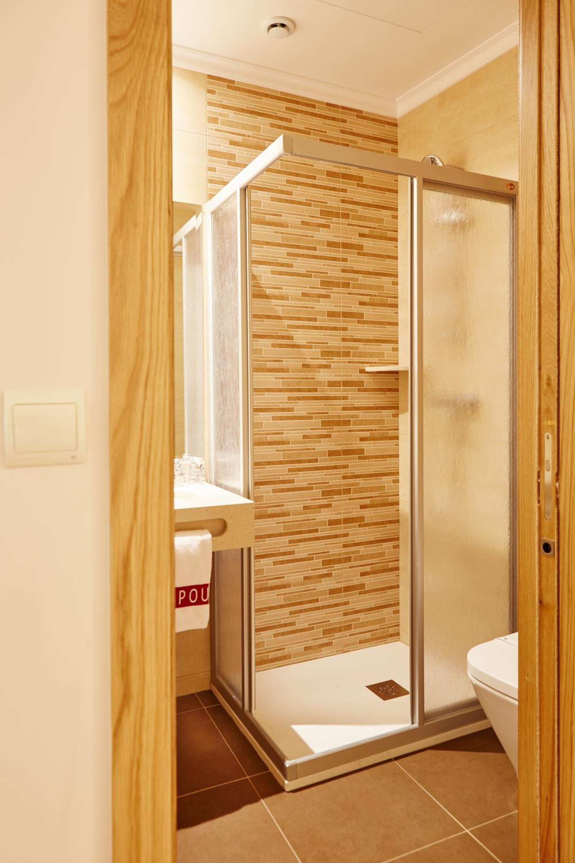 Double Room (1 Adult) photo 3
