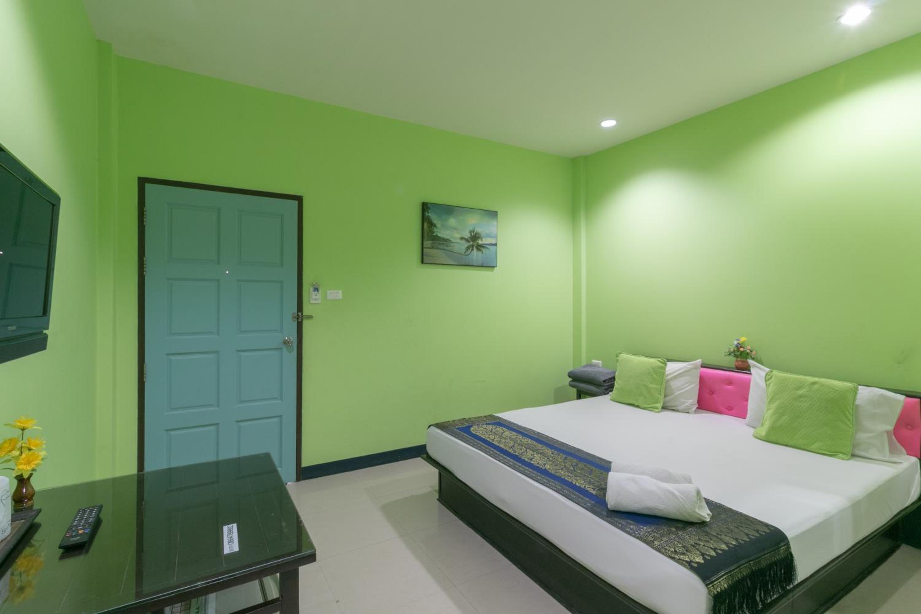 Standard Double or Twin Room photo 2
