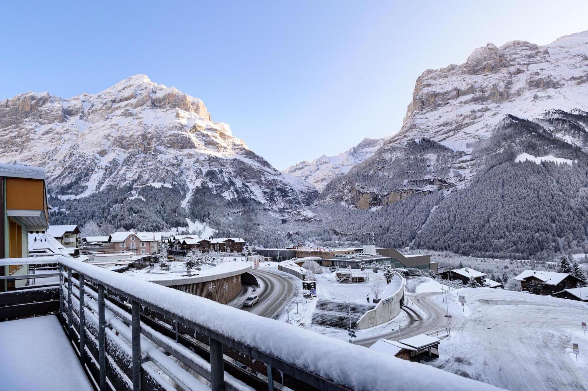 Panorama Suite with Eiger View photo 3