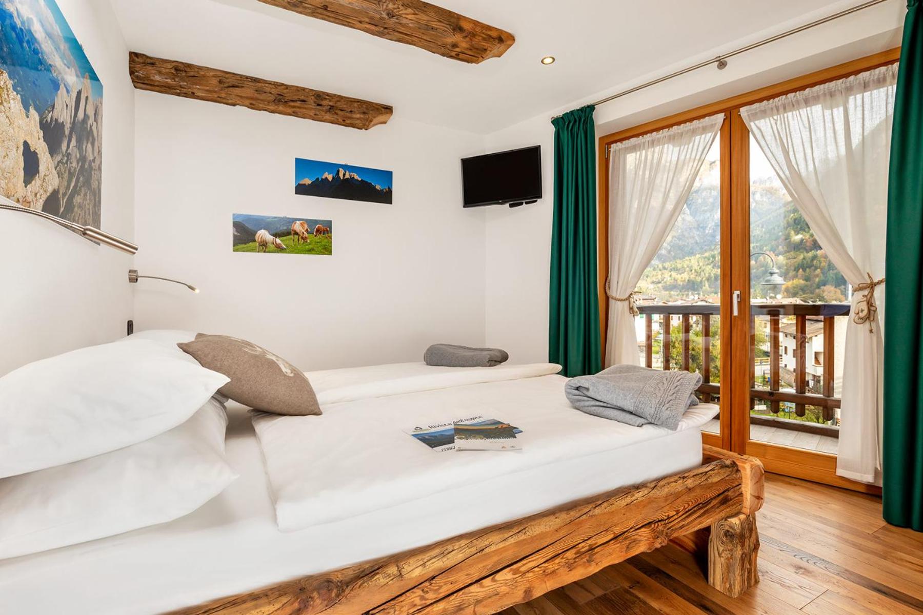 Large Double Room photo 1