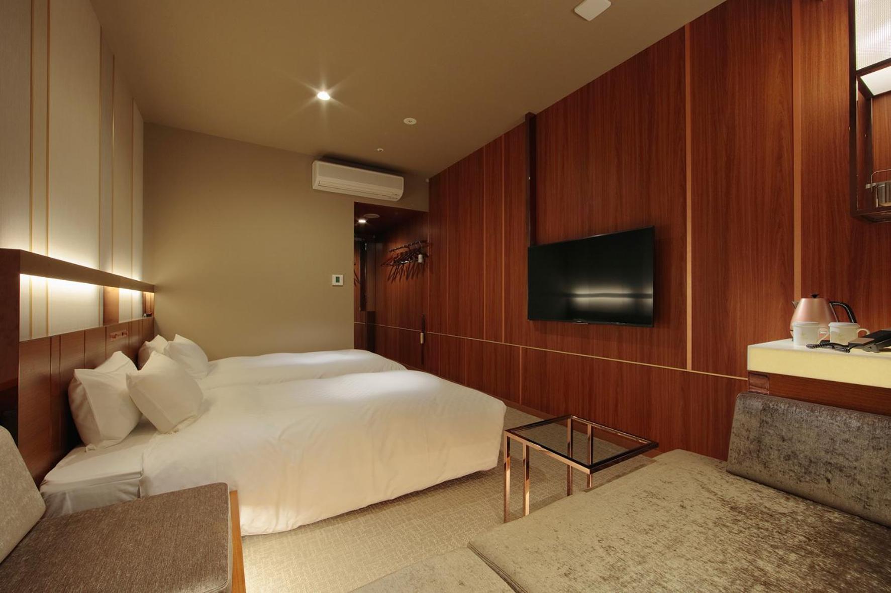 Standard Twin Room with Sofa Bed