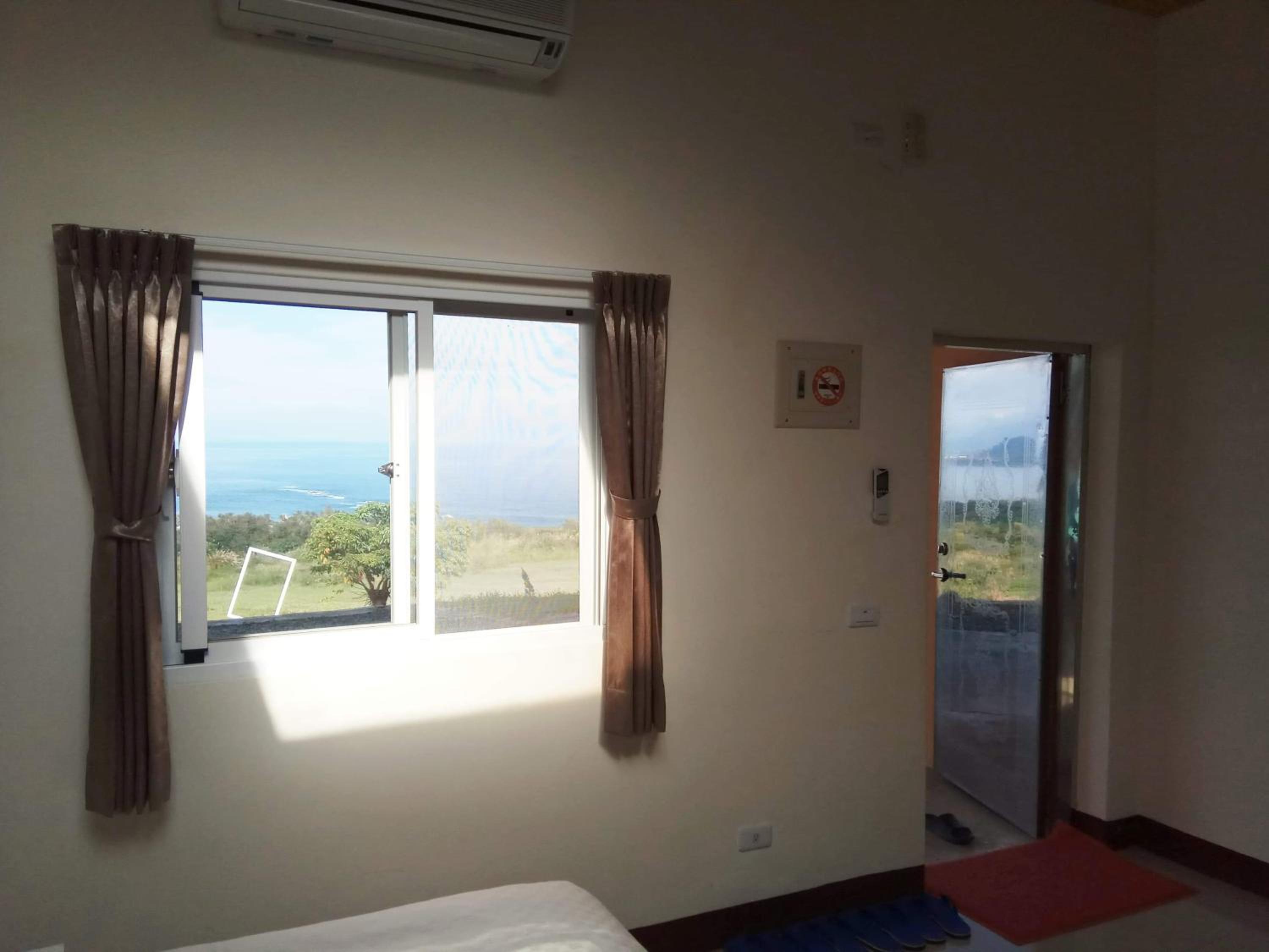Quadruple Room with Sea View
