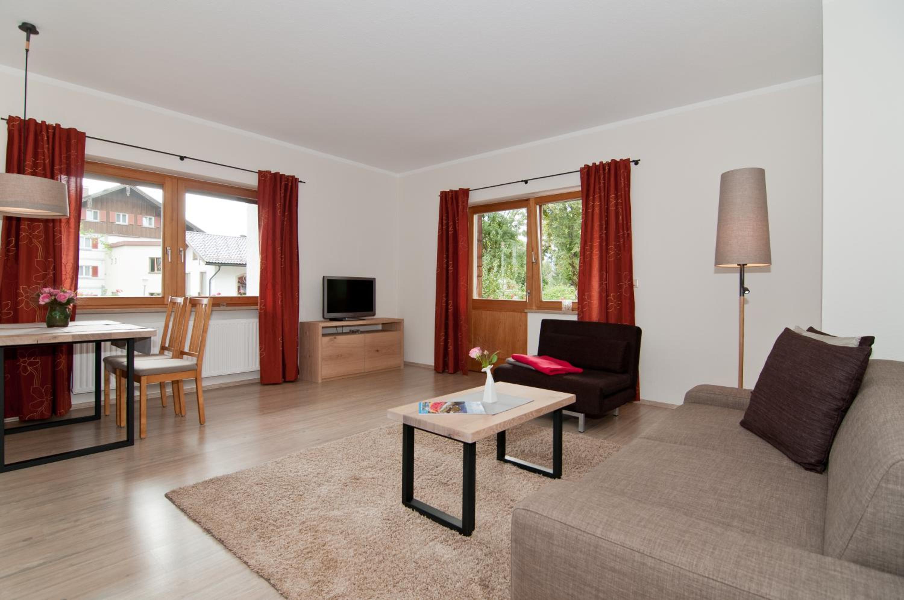 Apartment - Ground Floor photo 3
