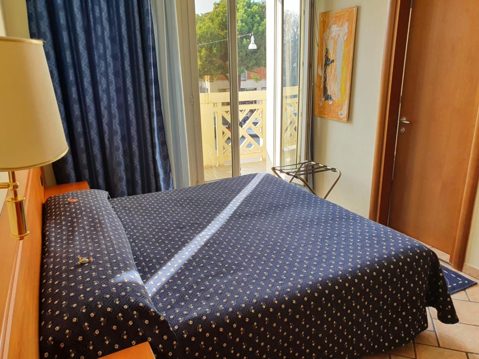 Double Room - Photo 4