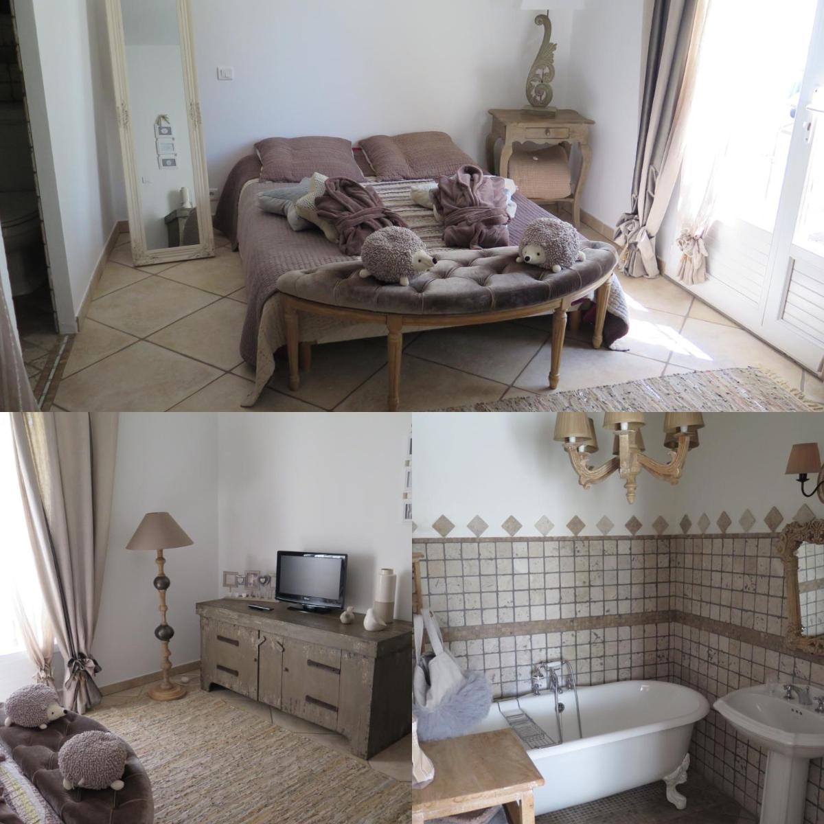 Deluxe Double Room with Bath - Photo 3