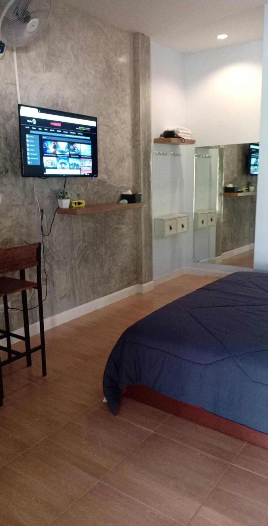 Apartment - Photo 21