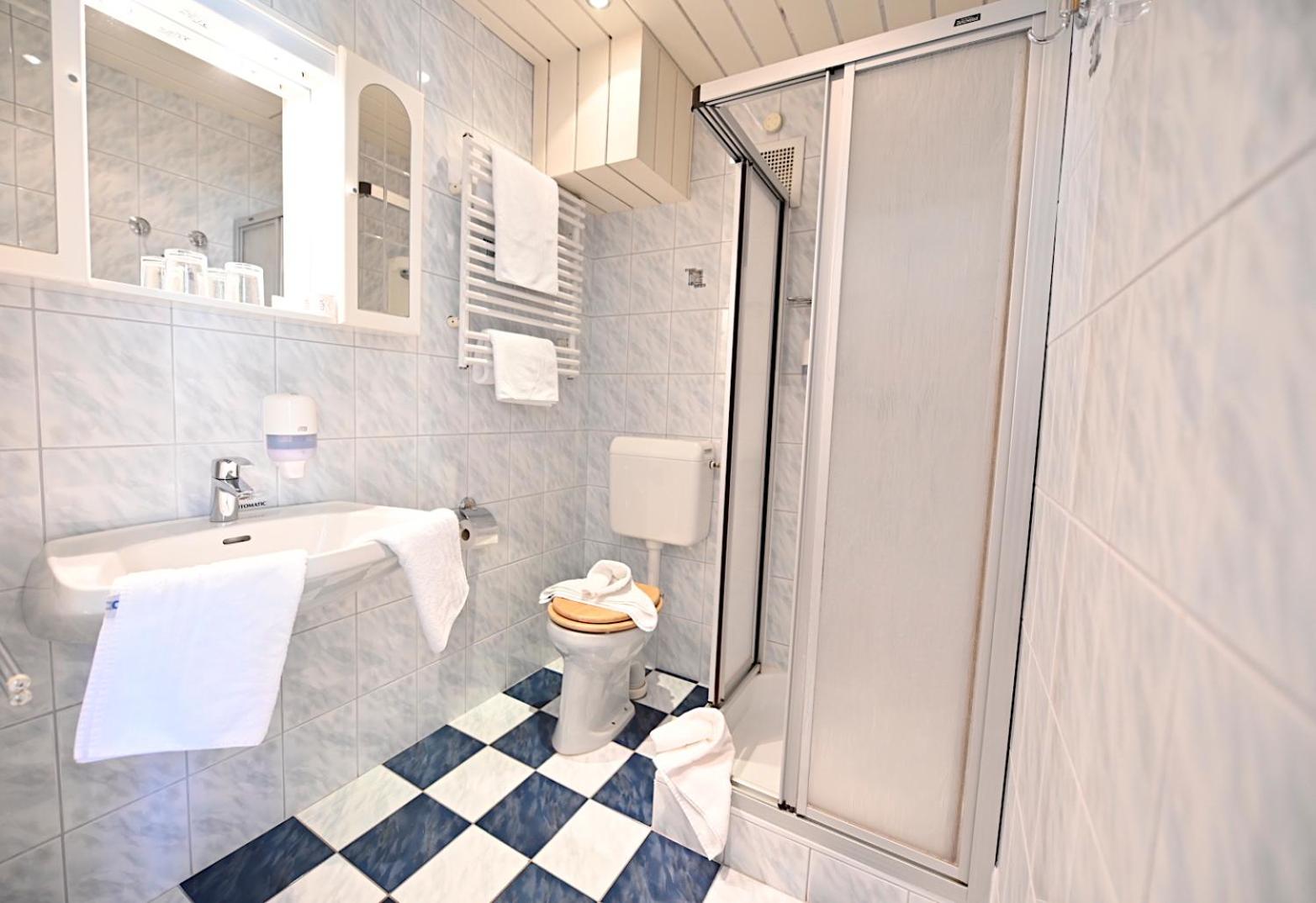Single Room photo 3