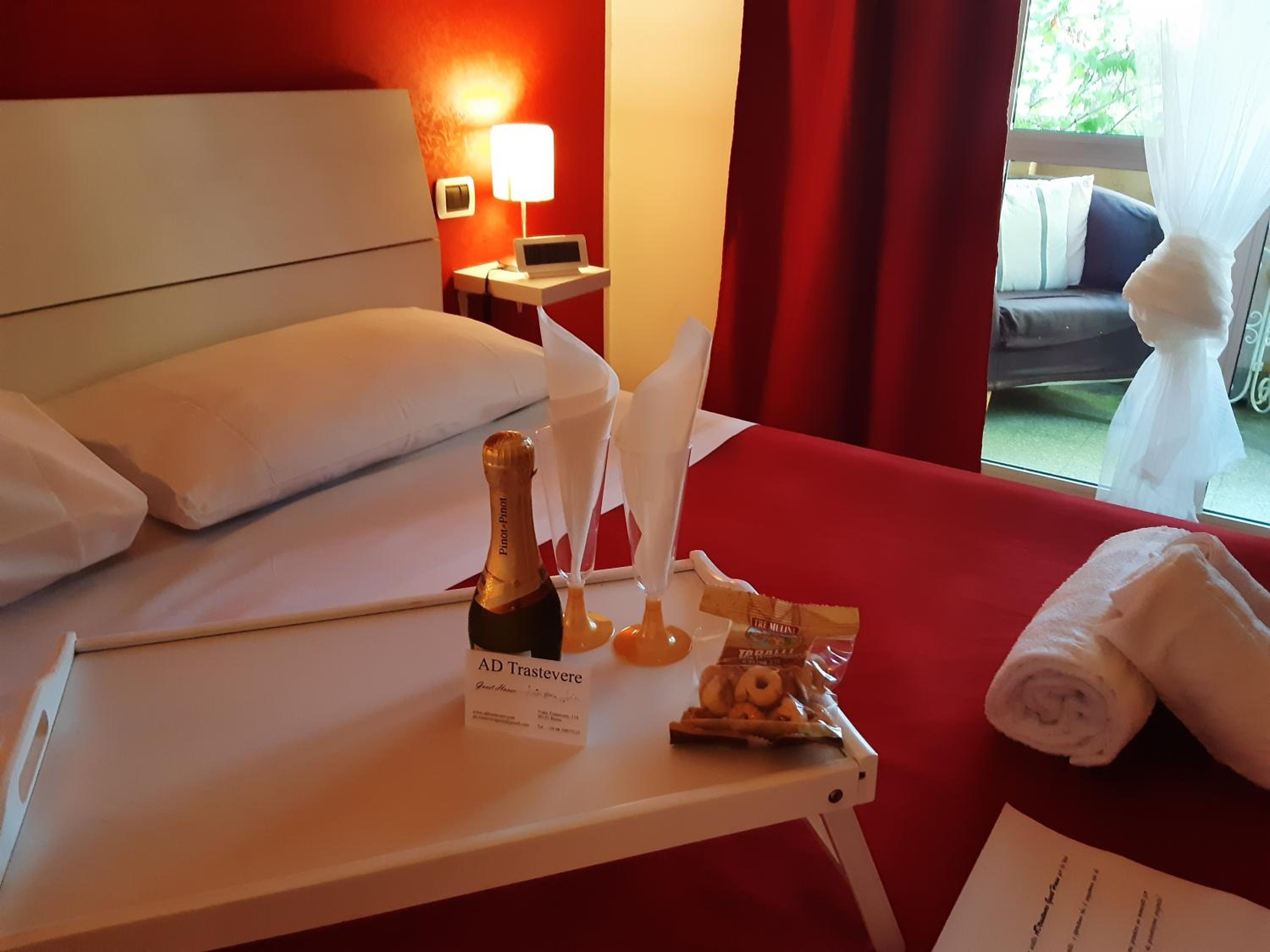 Deluxe Double or Twin Room photo 2