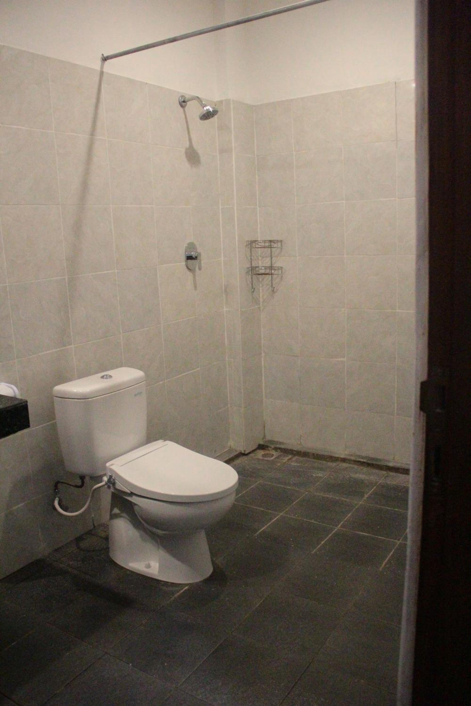 Double Room - Photo 6