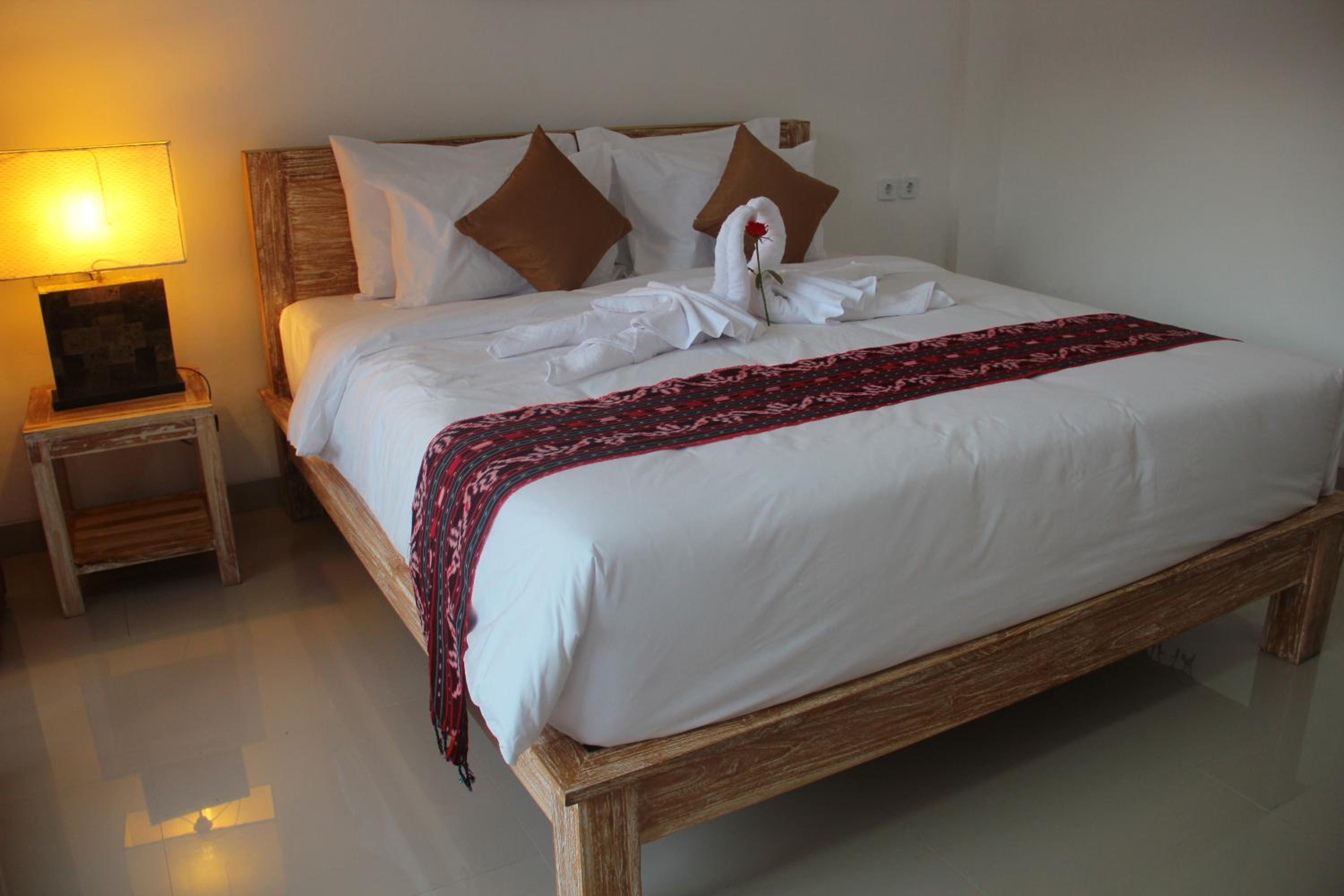 Double Room - Photo 18