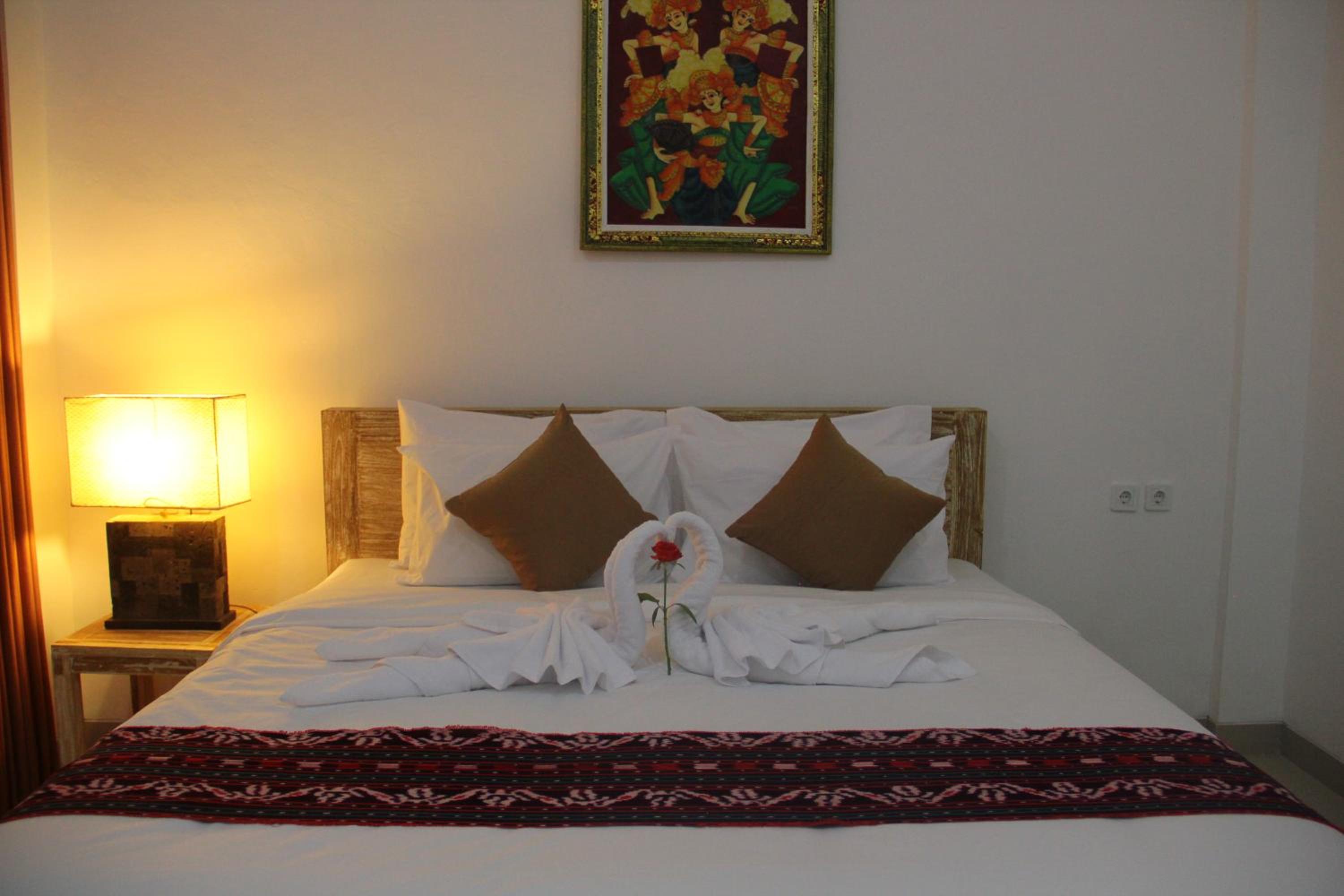 Double Room - Photo 8