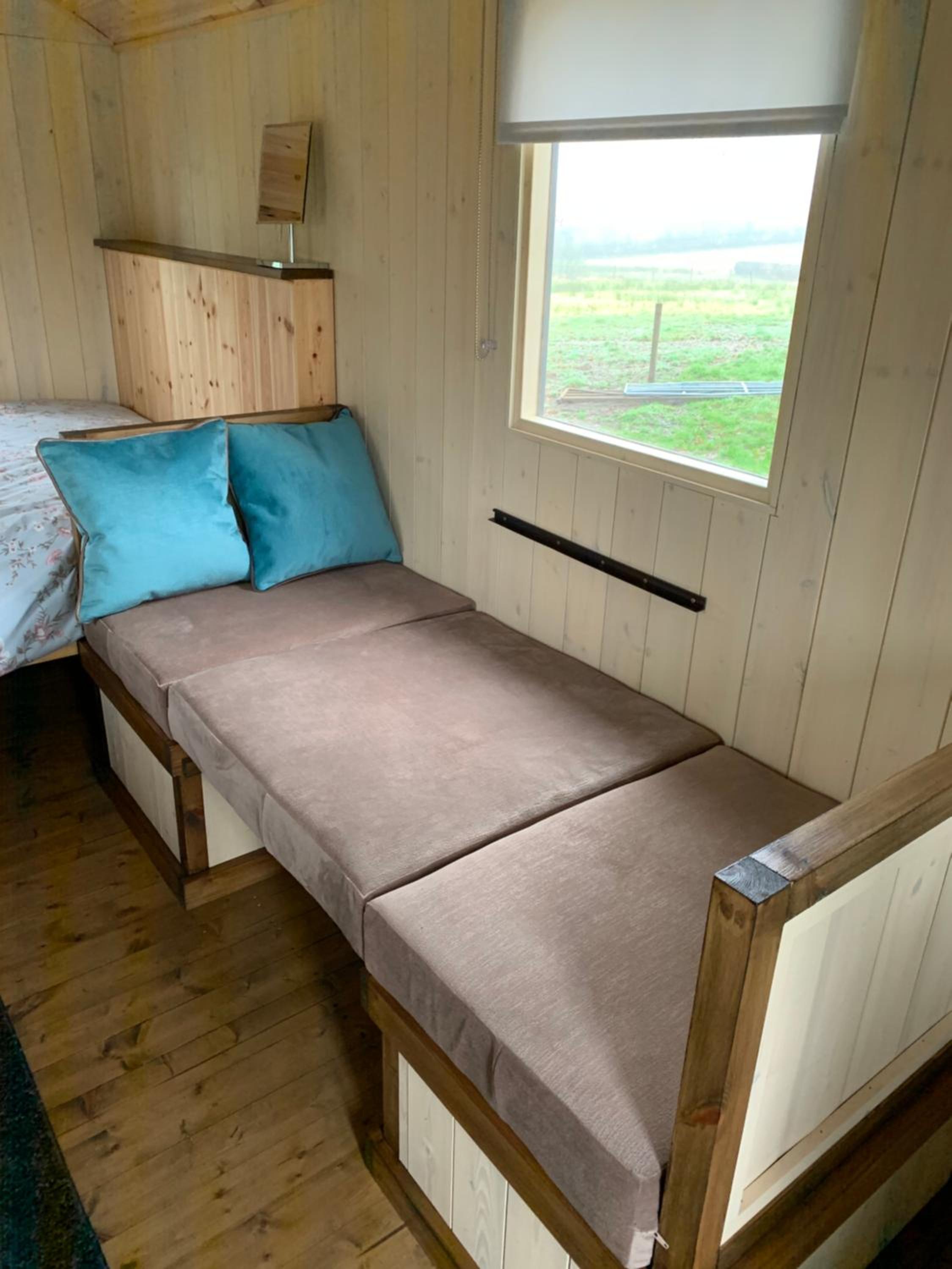 Triple Room with Private External Bathroom photo 1
