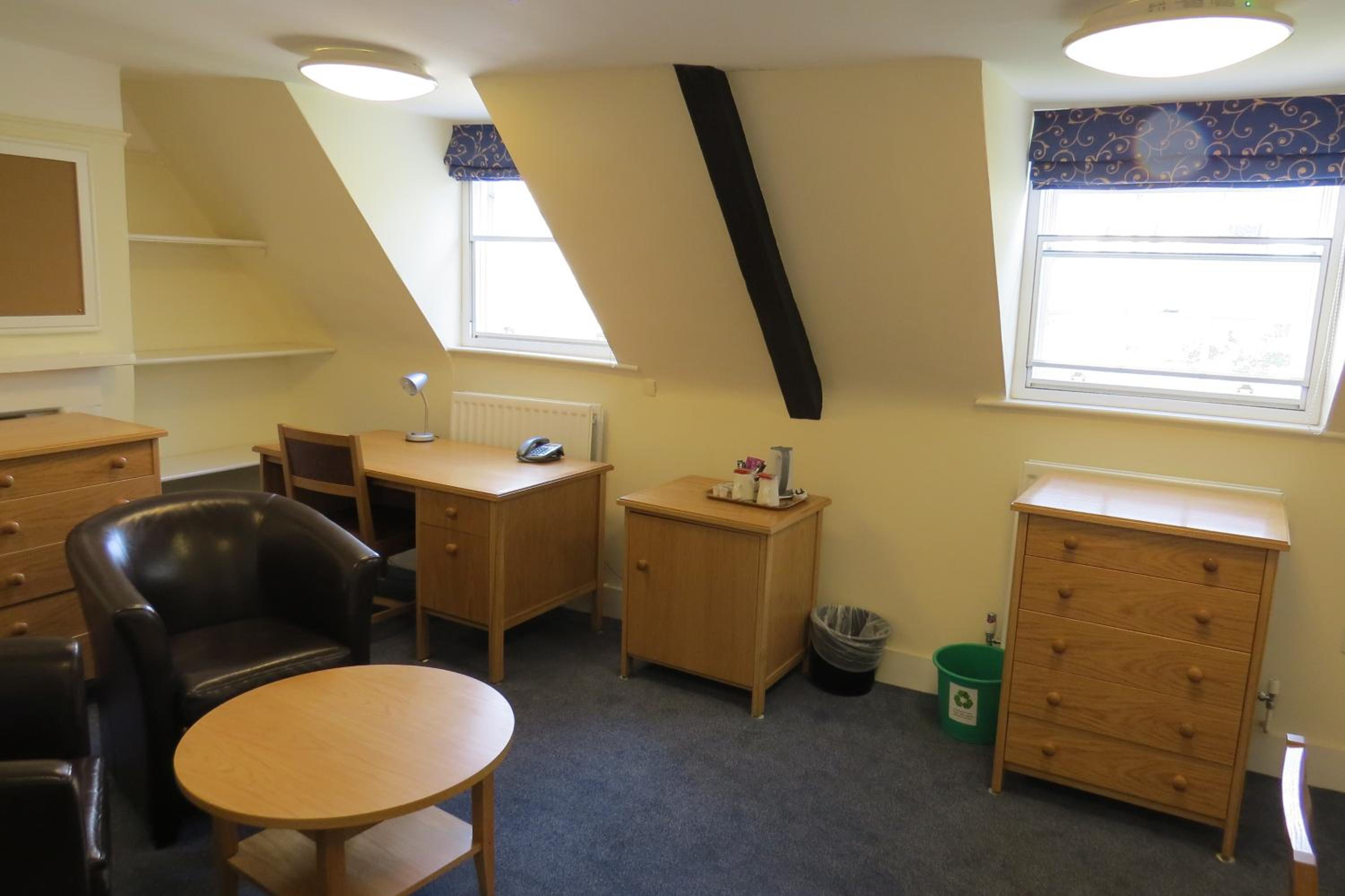 Single Room with Private Bathroom, photo 7