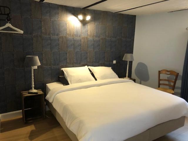 Double or Twin Room with Extra Bed photo 1