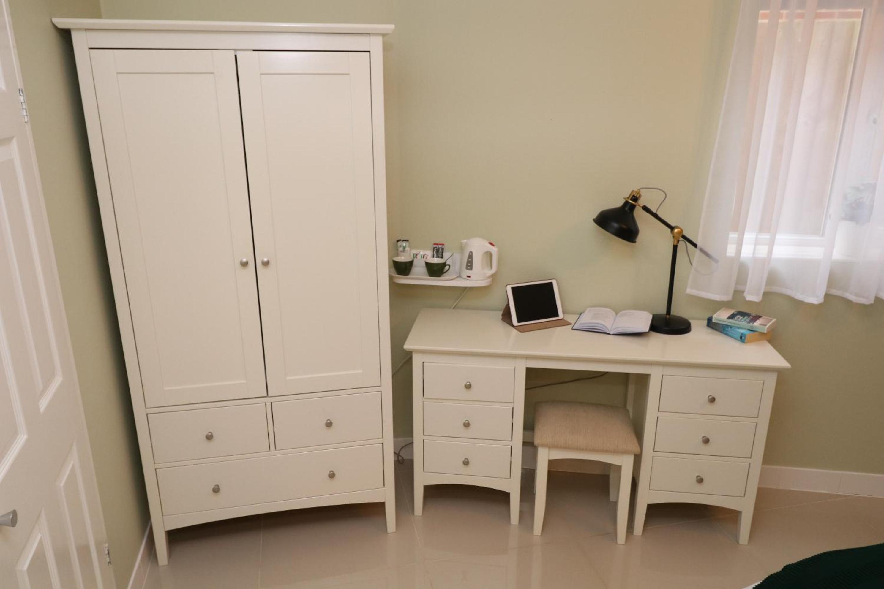 Triple Room with Private Bathroom - Photo 1