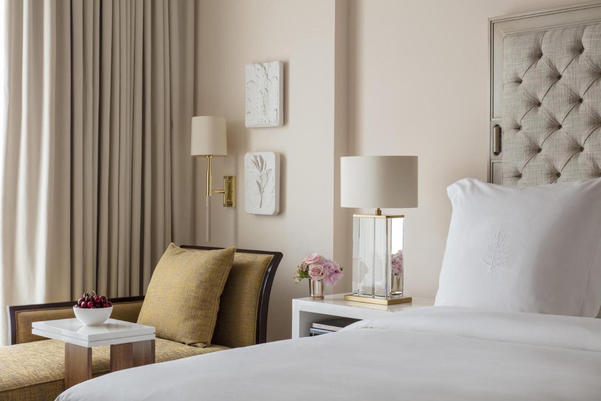 Grand Premier Room King with Terrace - Photo 2
