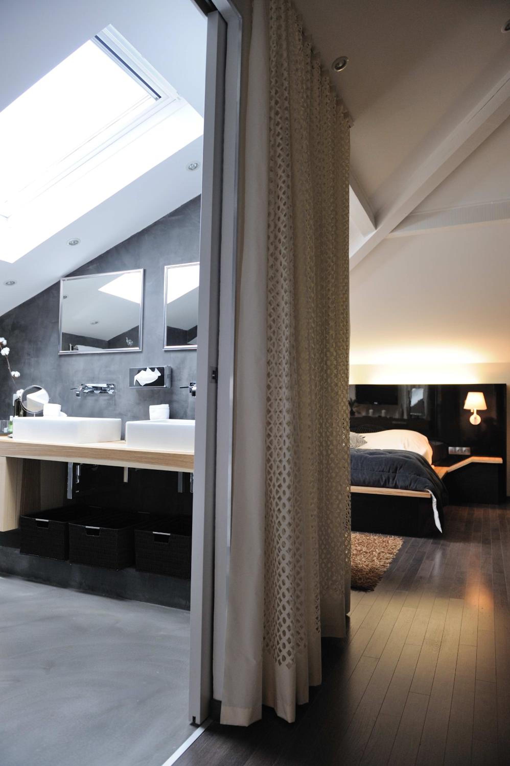 Standard Suite