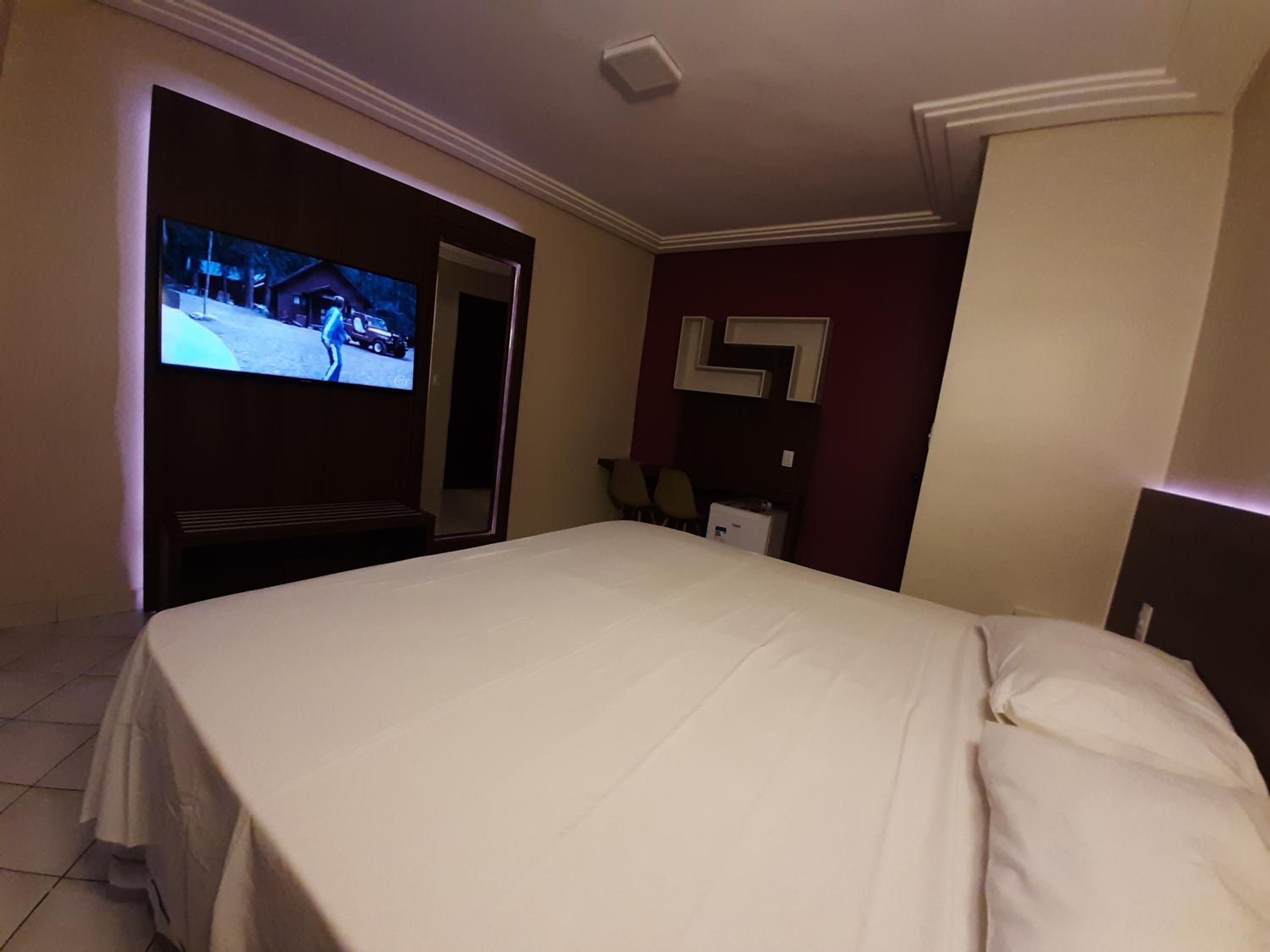 One-Bedroom Suite photo 3