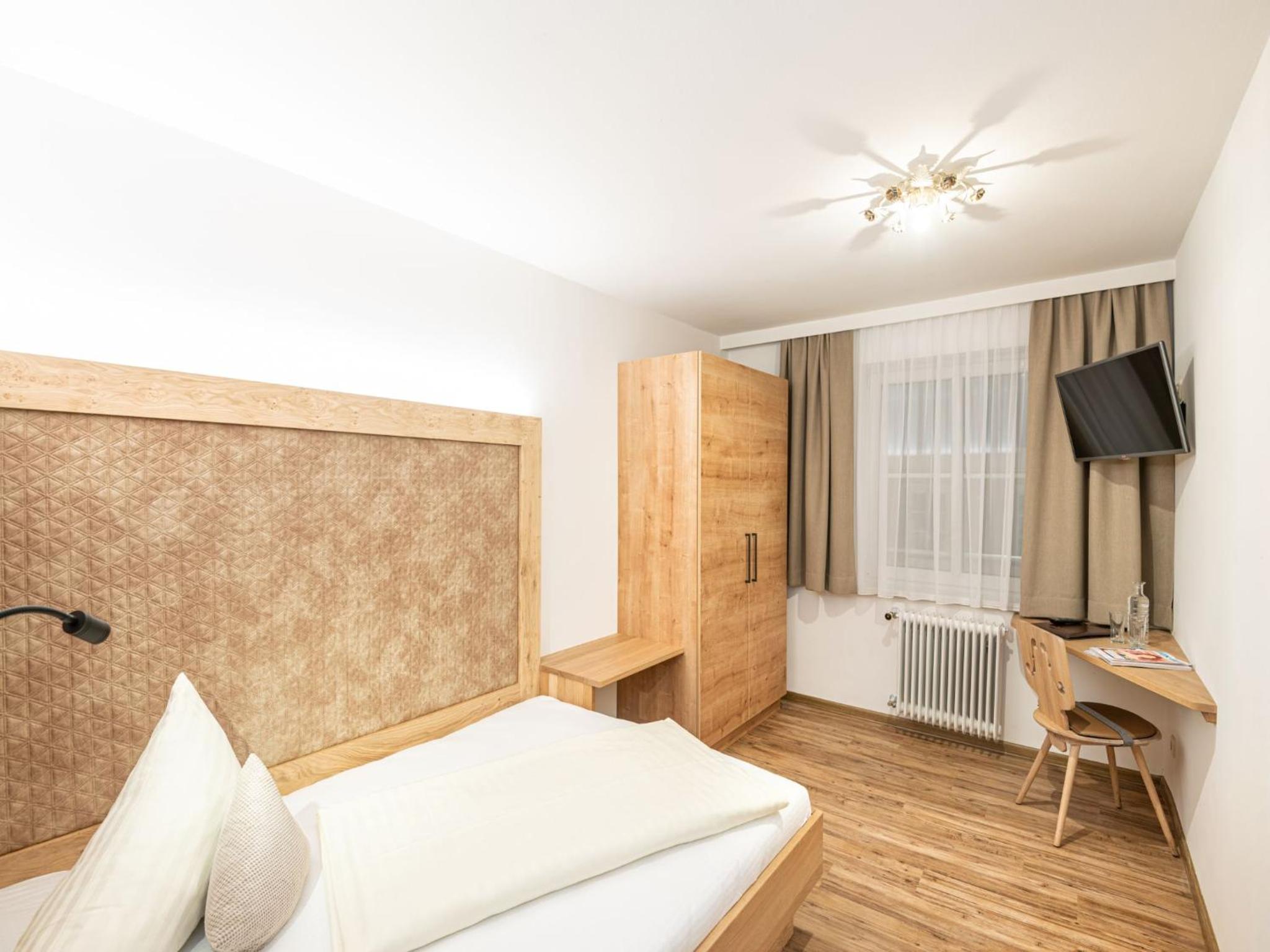 Single Room photo 3