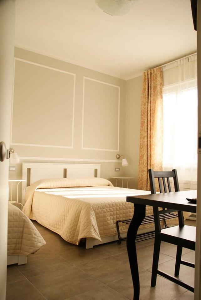 Triple Room - Photo 25