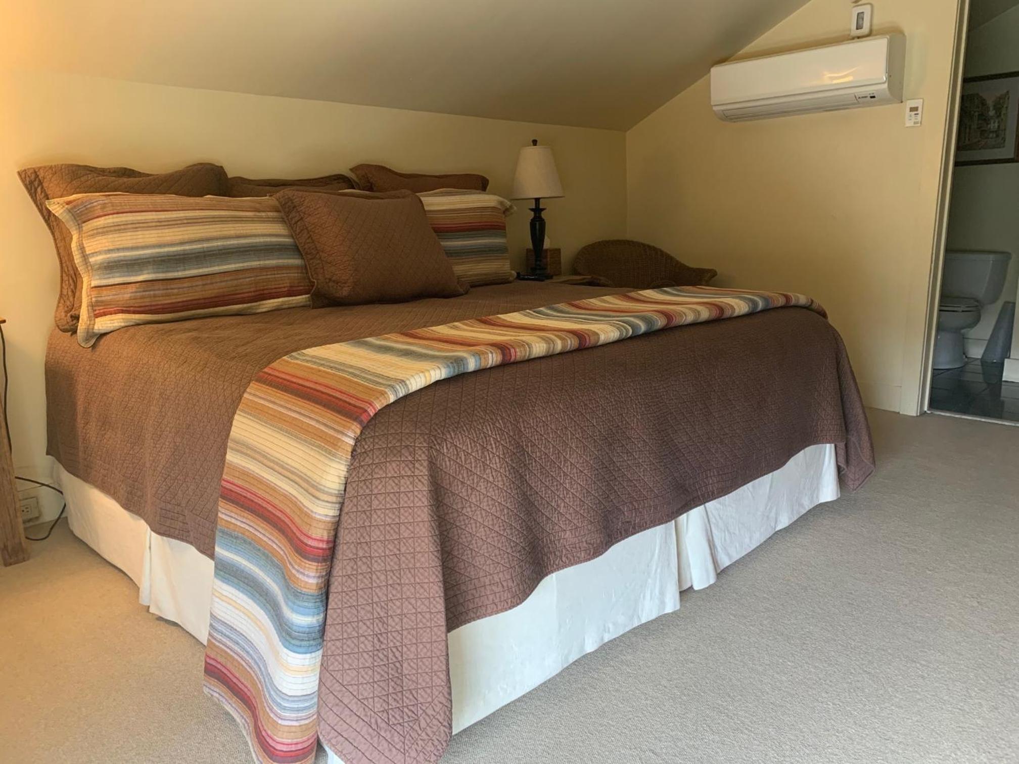Budget Double Room - Photo 1