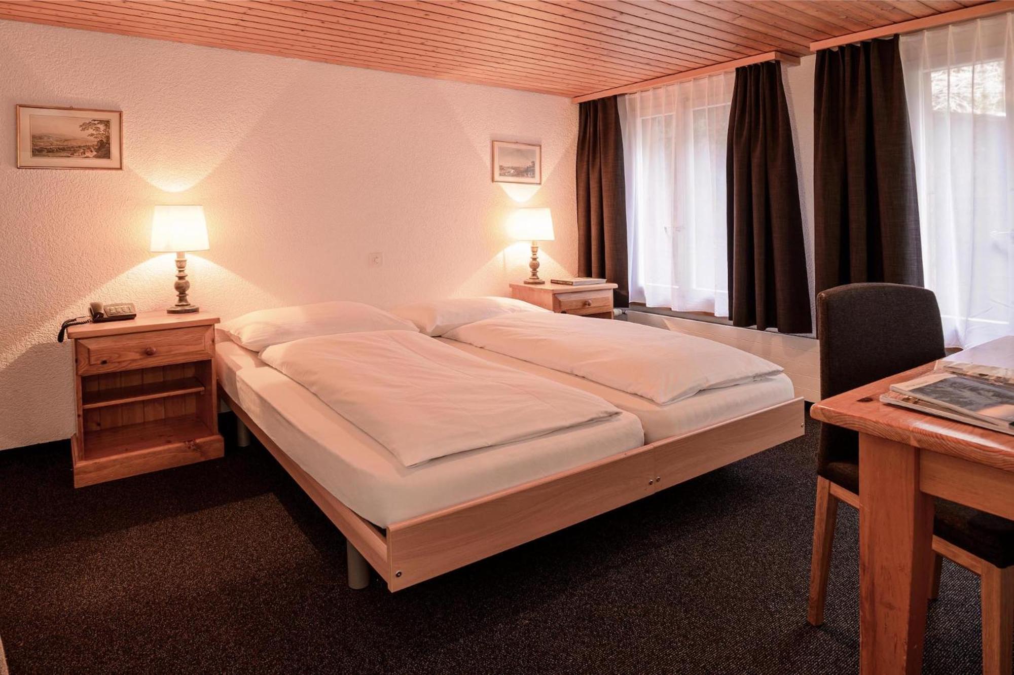 Triple Room with Private Bathroom (no view) photo 1