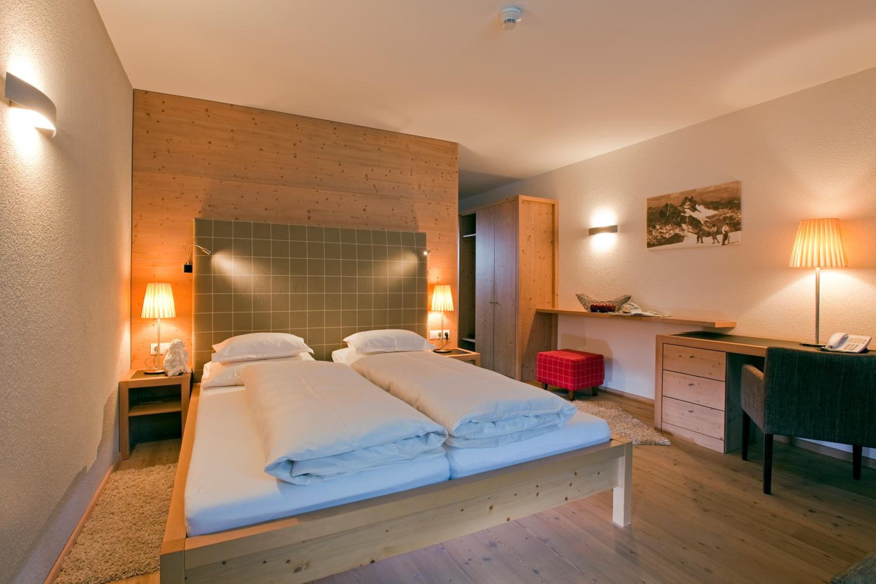 Queen Suite