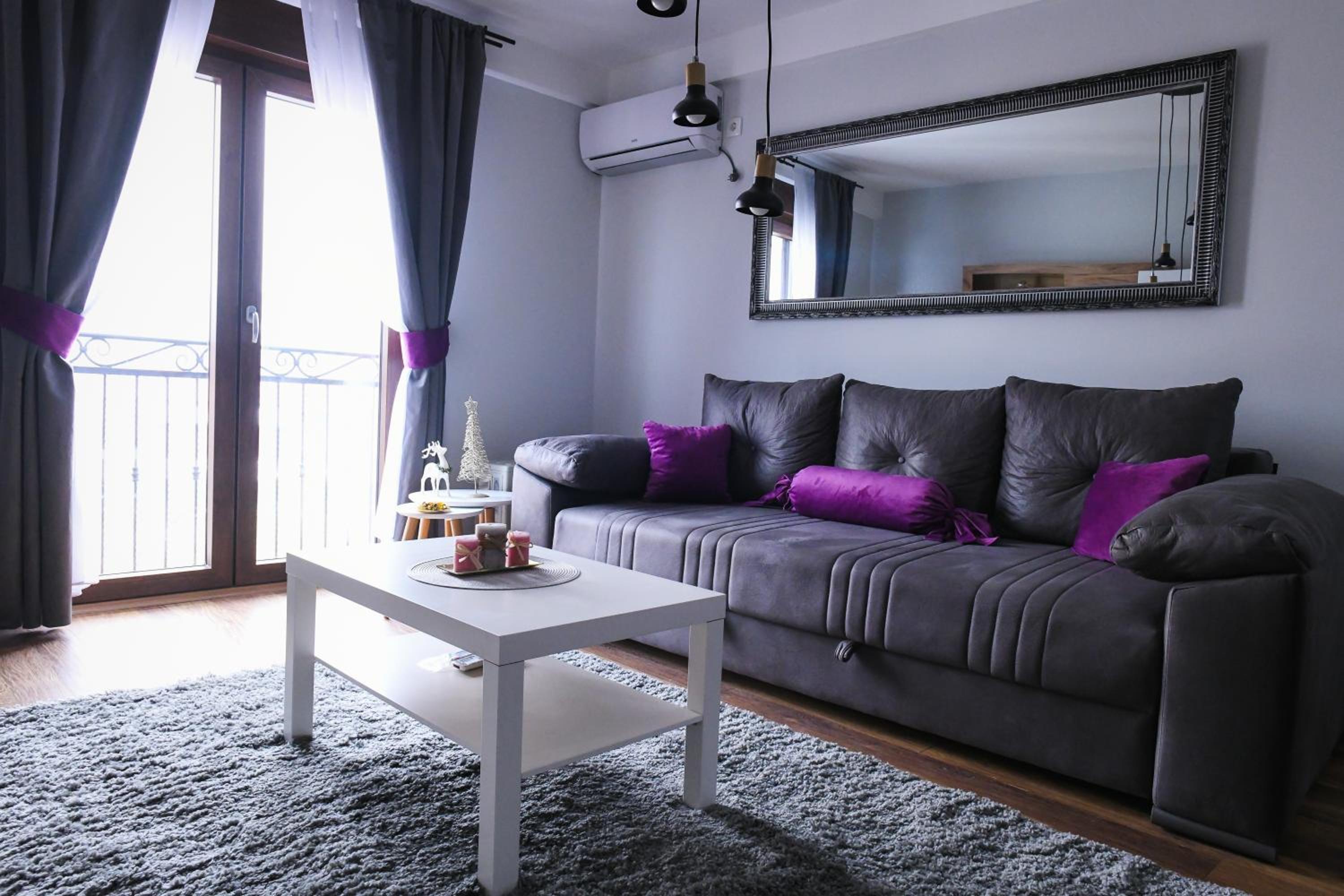 Deluxe Apartment photo 1