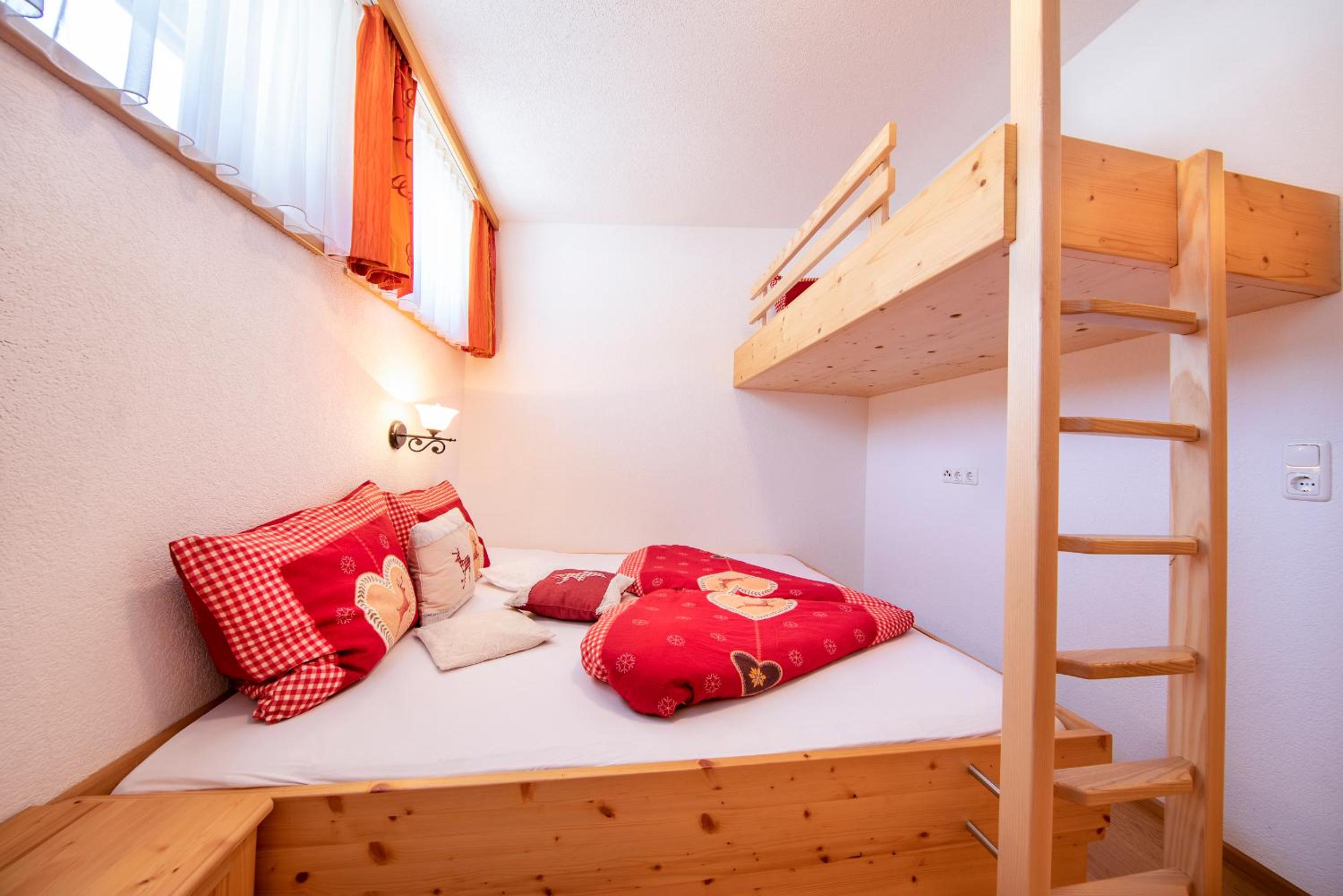 Two-Bedroom Apartment - Photo 4