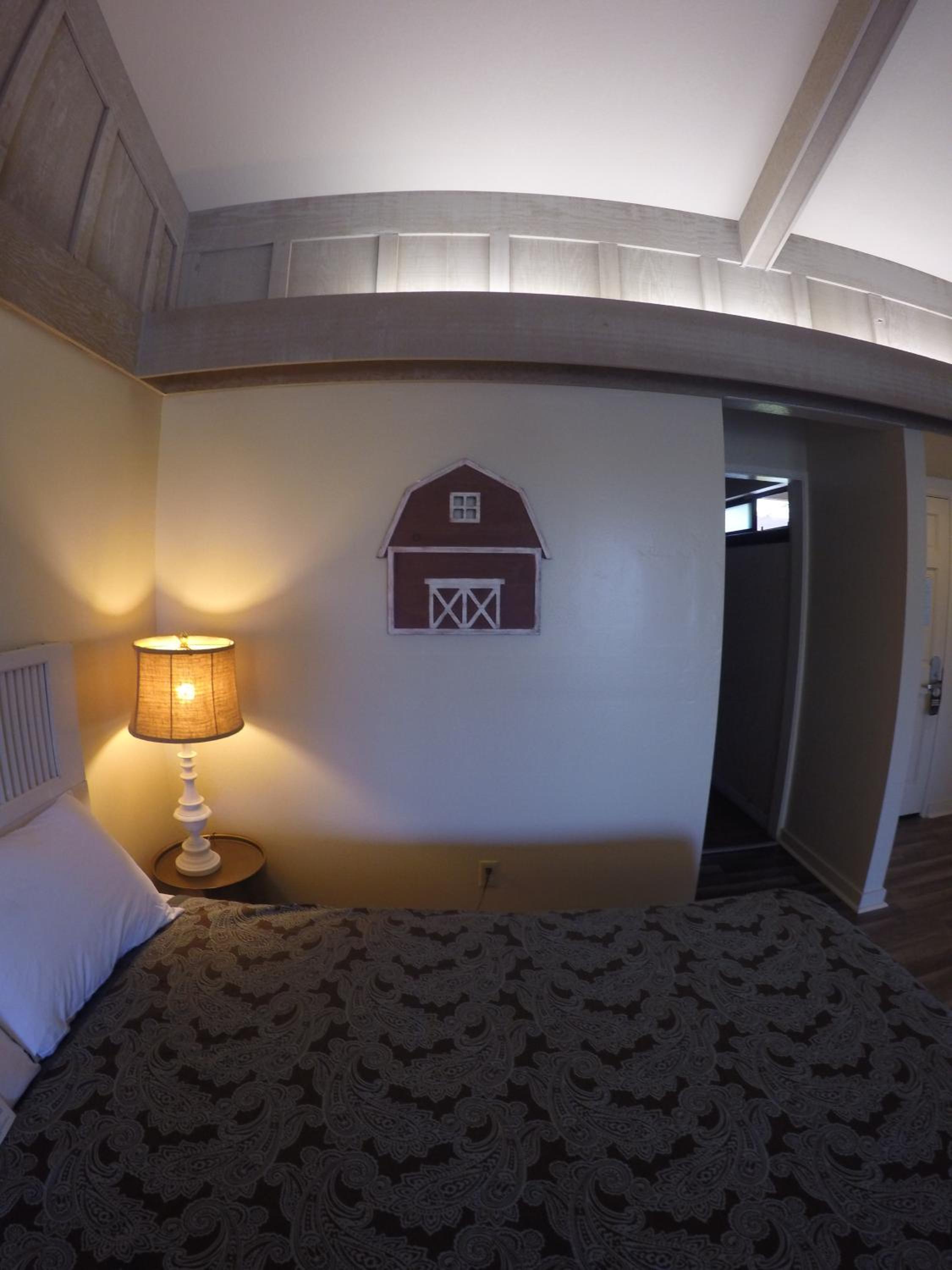 King Room with Two King Beds photo 1