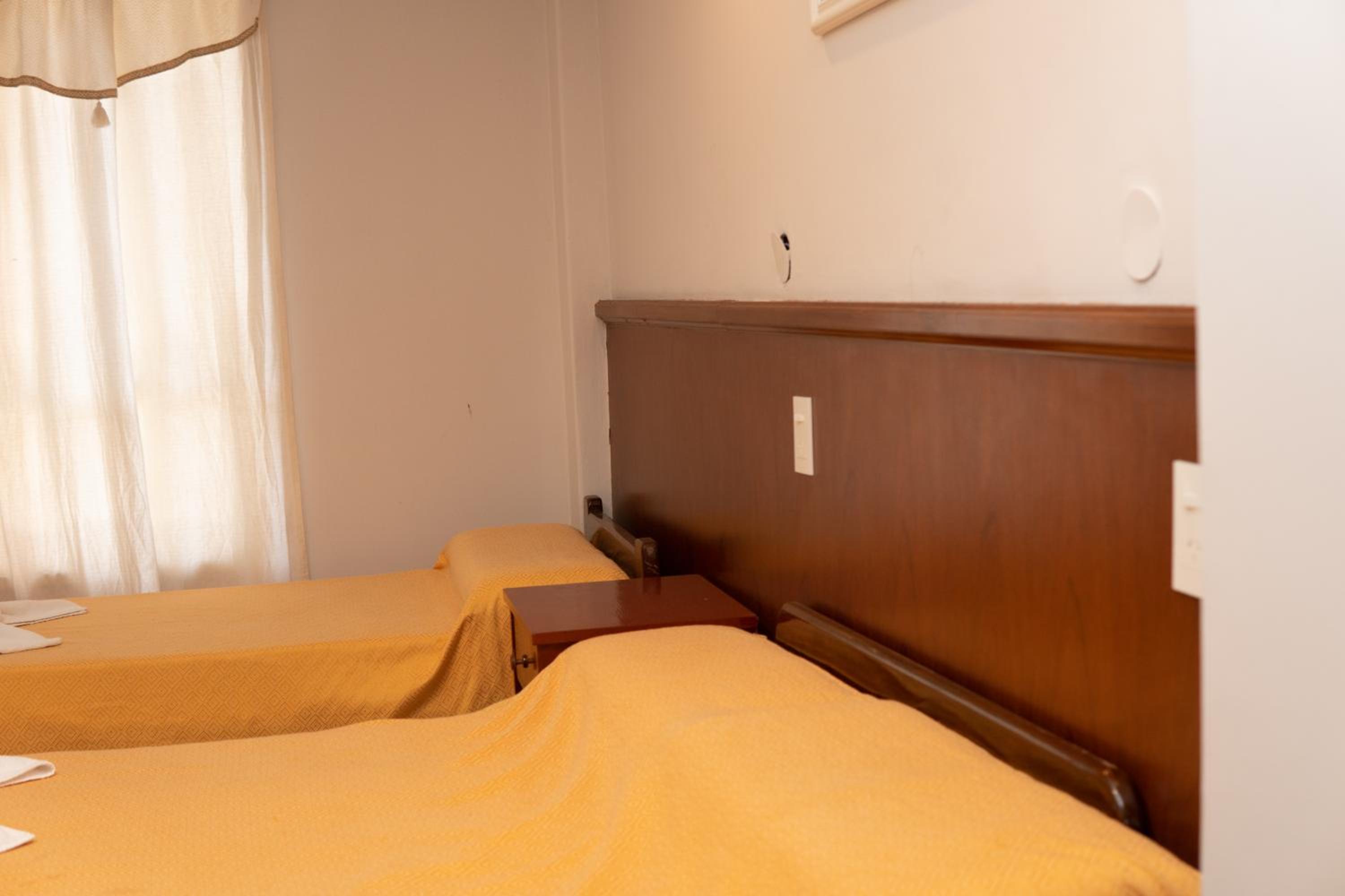 Standard Quadruple Room photo 3