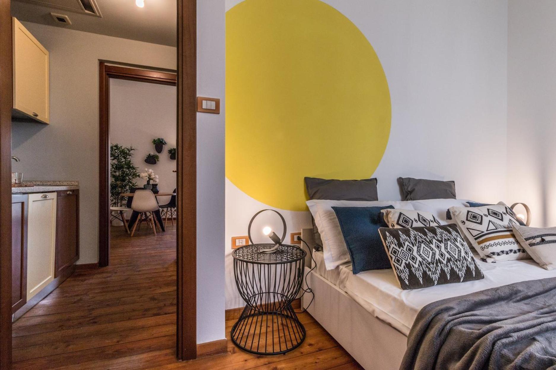 One-Bedroom Apartment - Photo 35