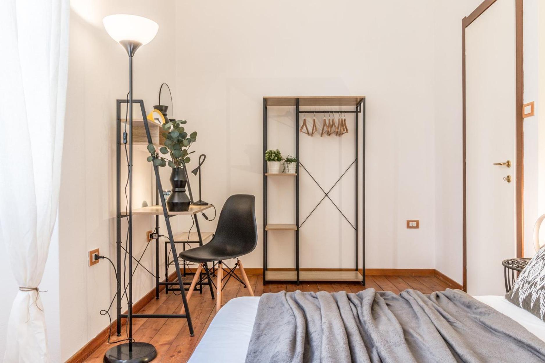 One-Bedroom Apartment - Photo 10