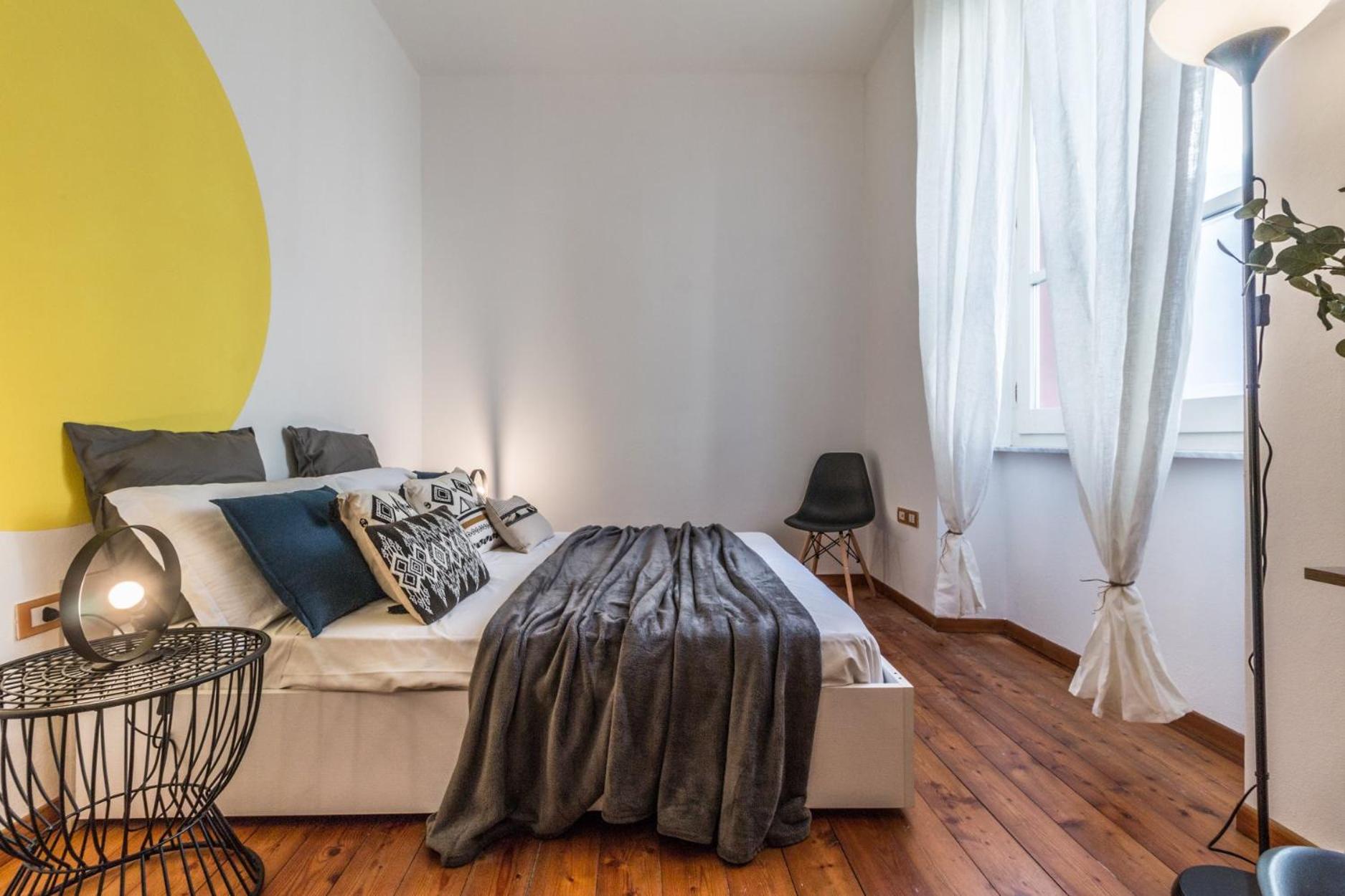 One-Bedroom Apartment - Photo 7