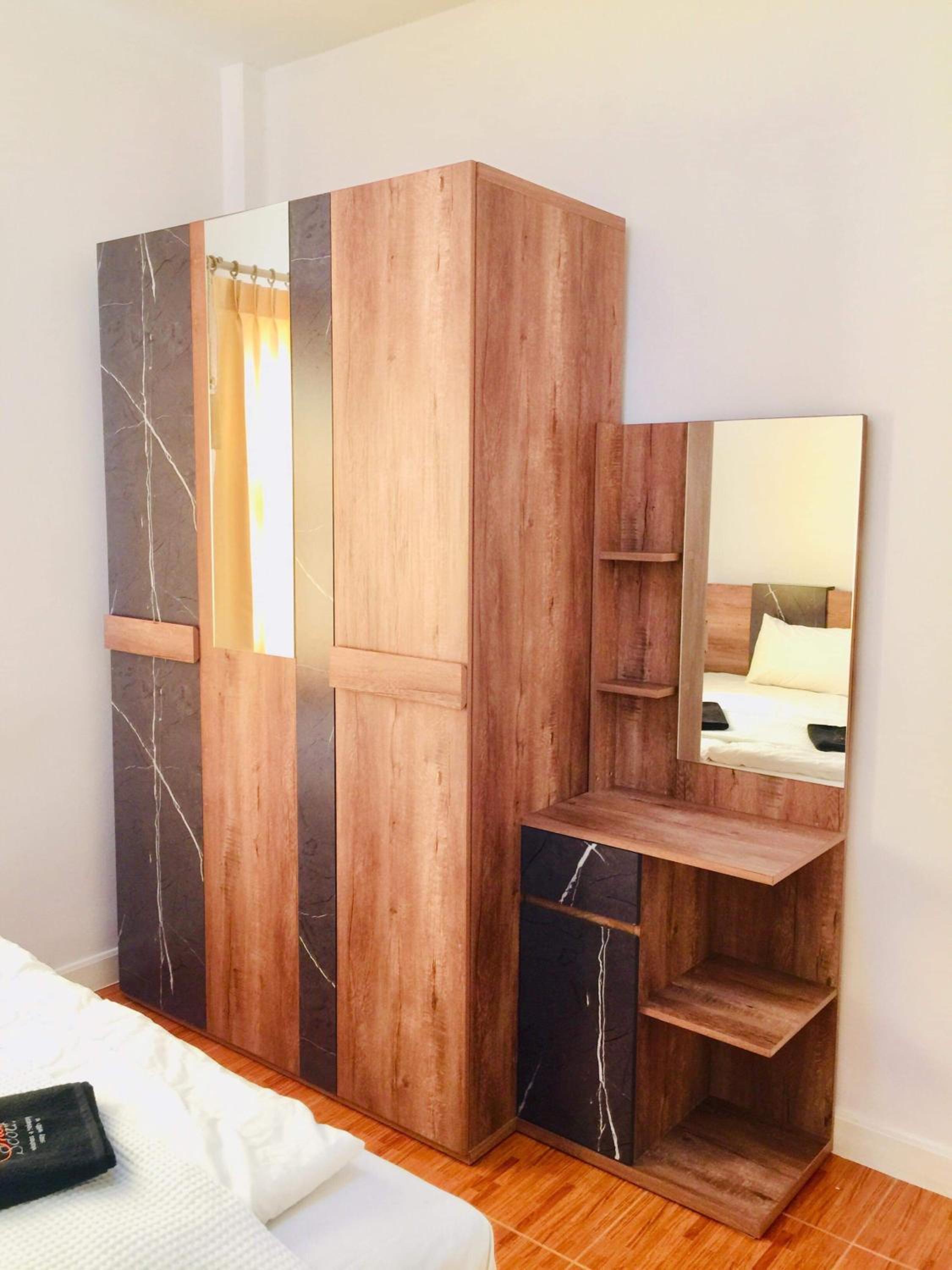 Two-Bedroom Apartment - Photo 2