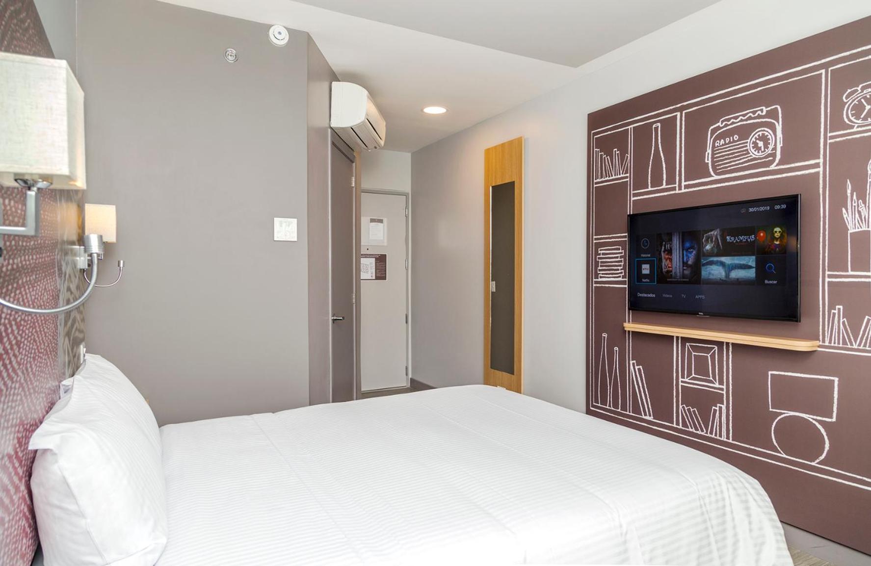 Standard Double Room - Photo 3