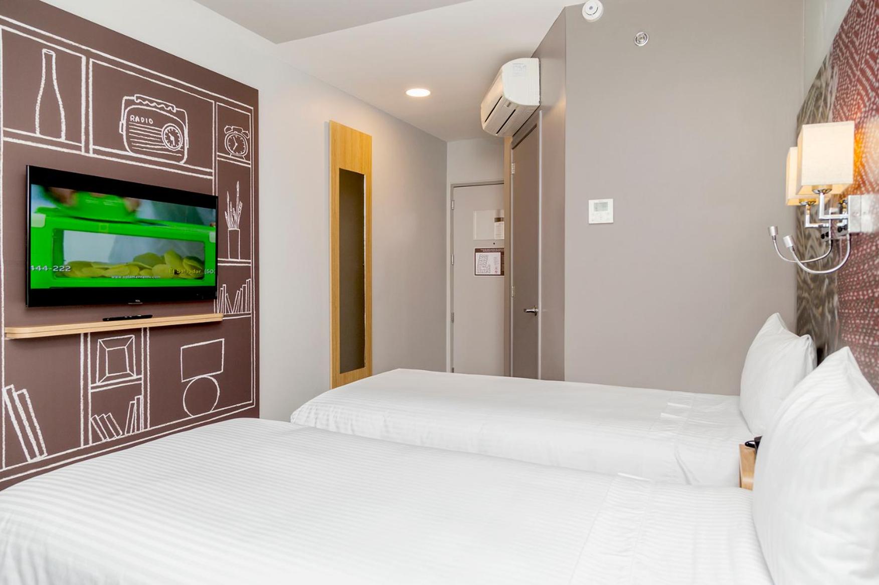 Standard Twin Room - Photo 4