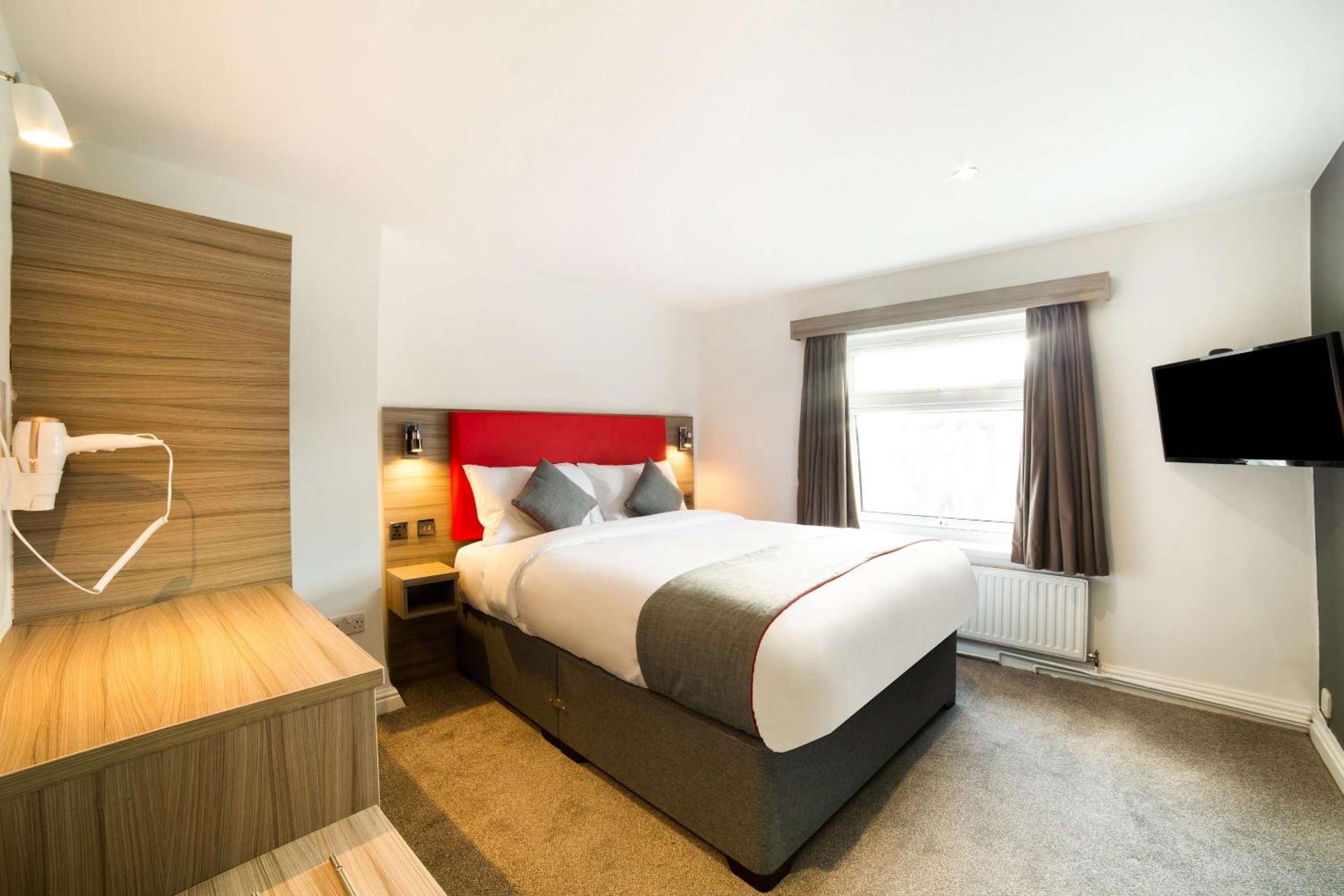 Standard King Room