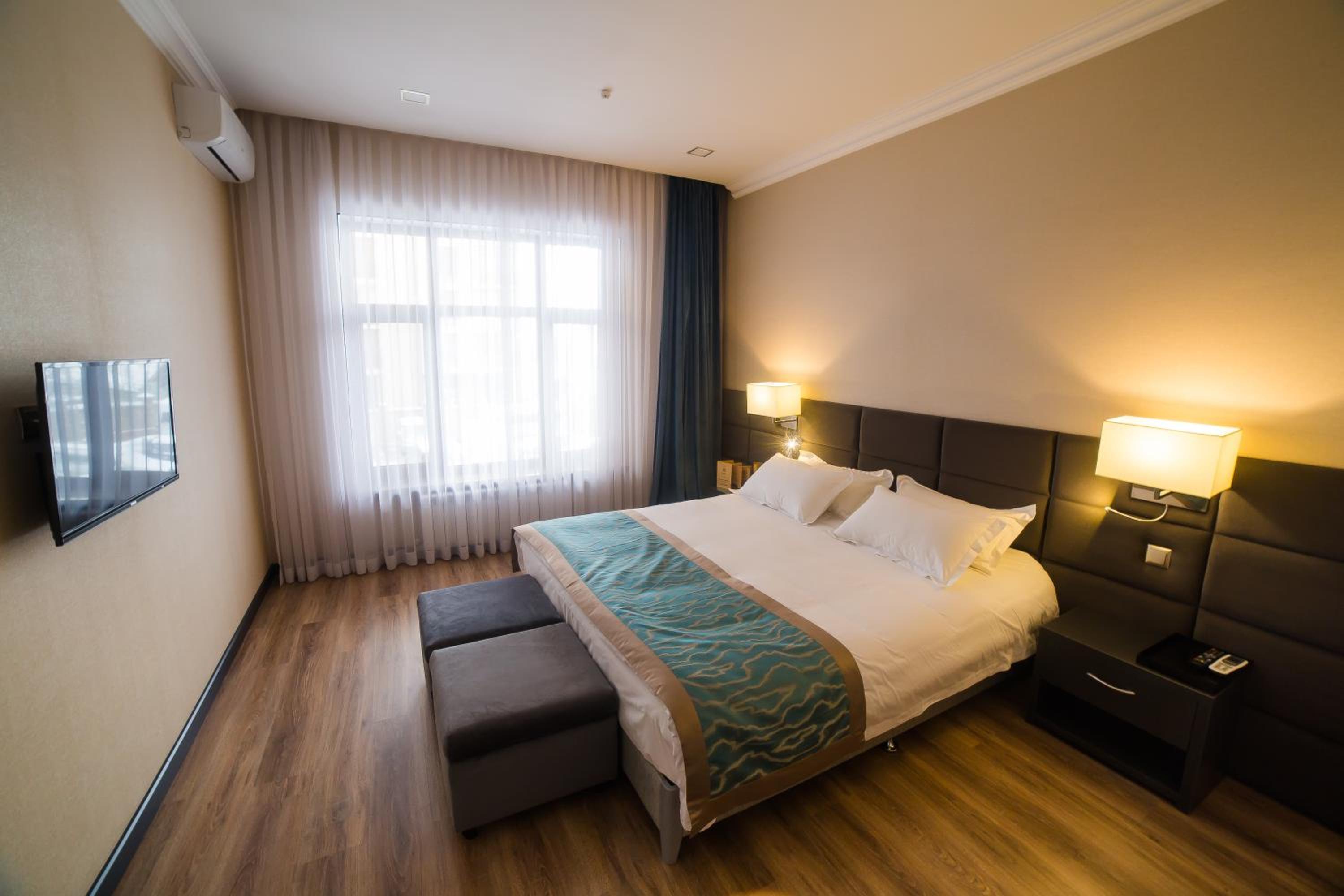 Suite - Photo 4