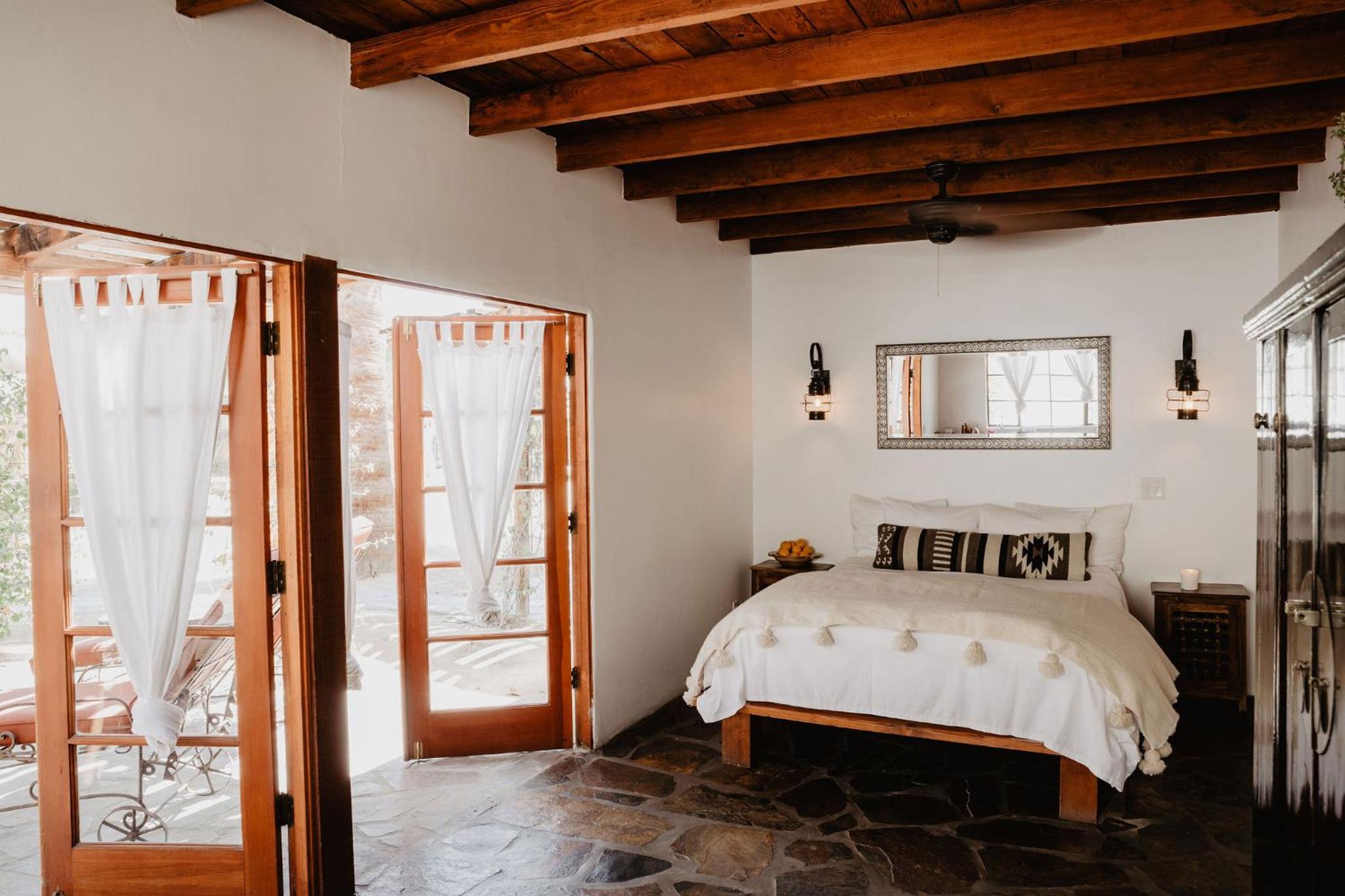 Queen Room - Syros