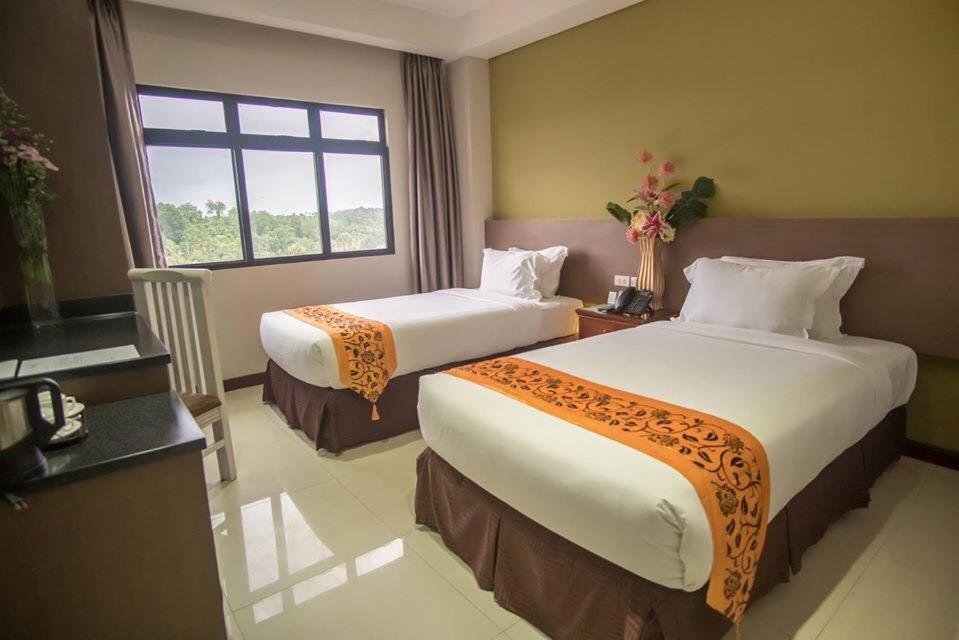 Deluxe Room - Photo 4