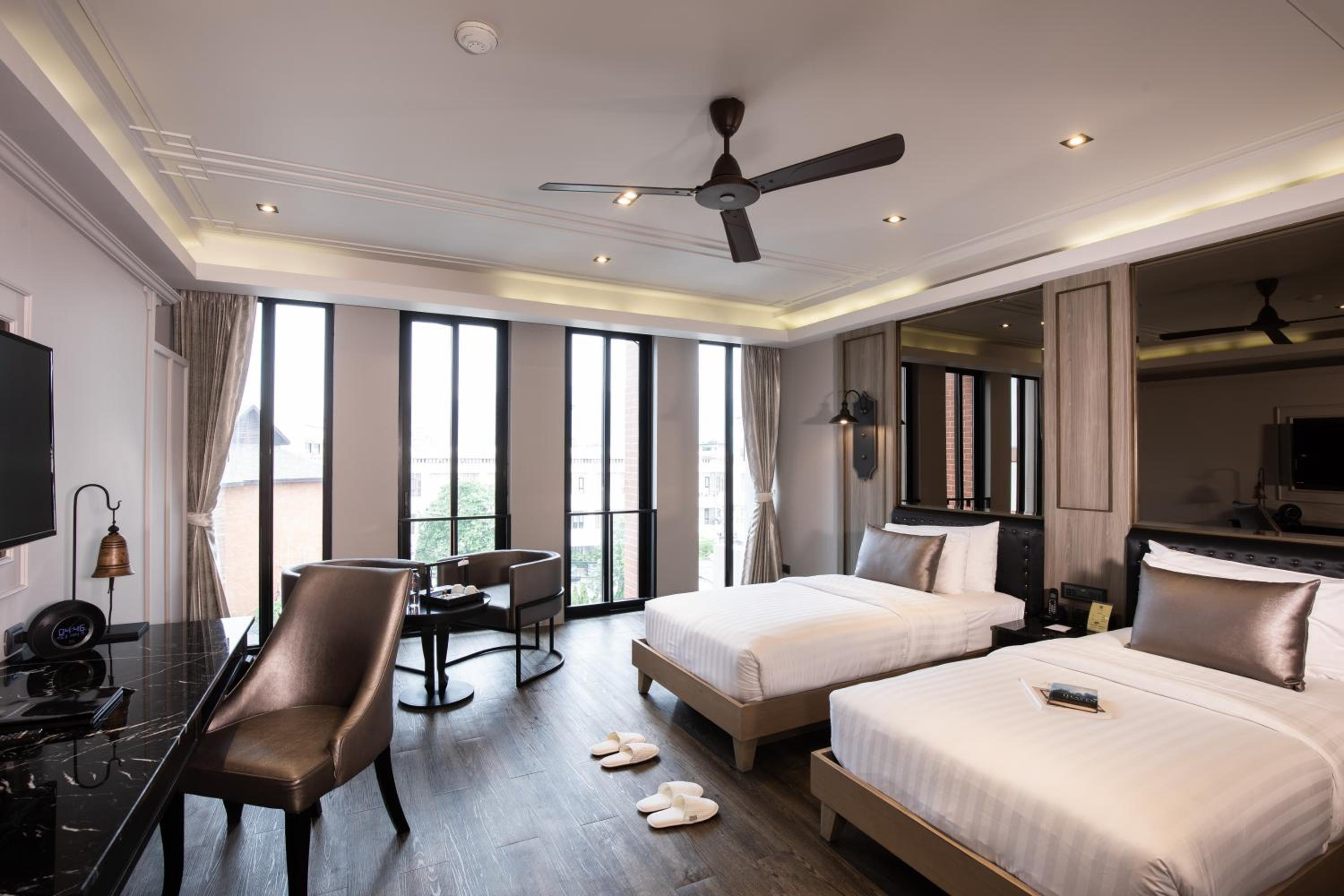 Premier Double or Twin Room - Photo 9