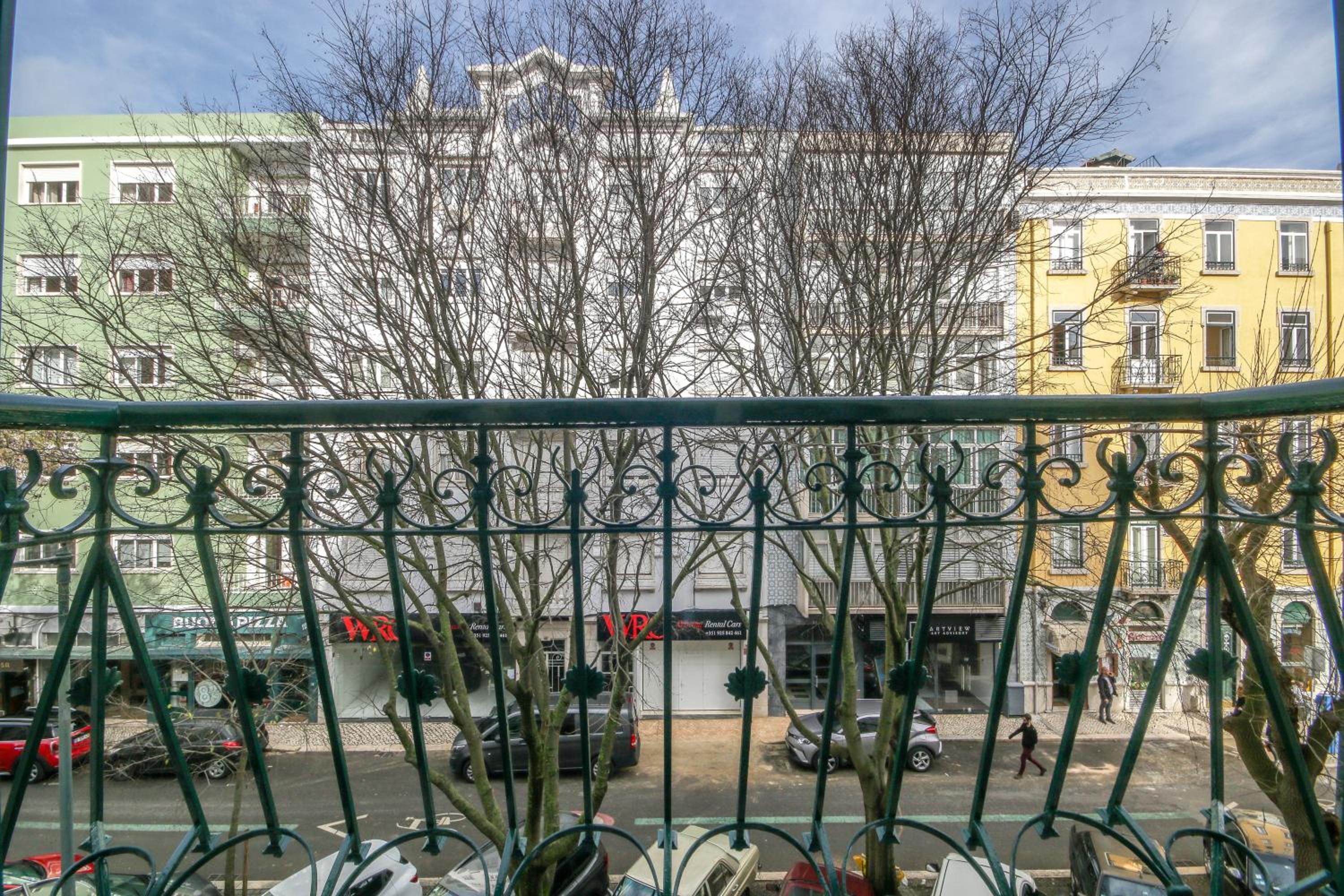 Superior Double or Twin Room with Balcony - Photo 3