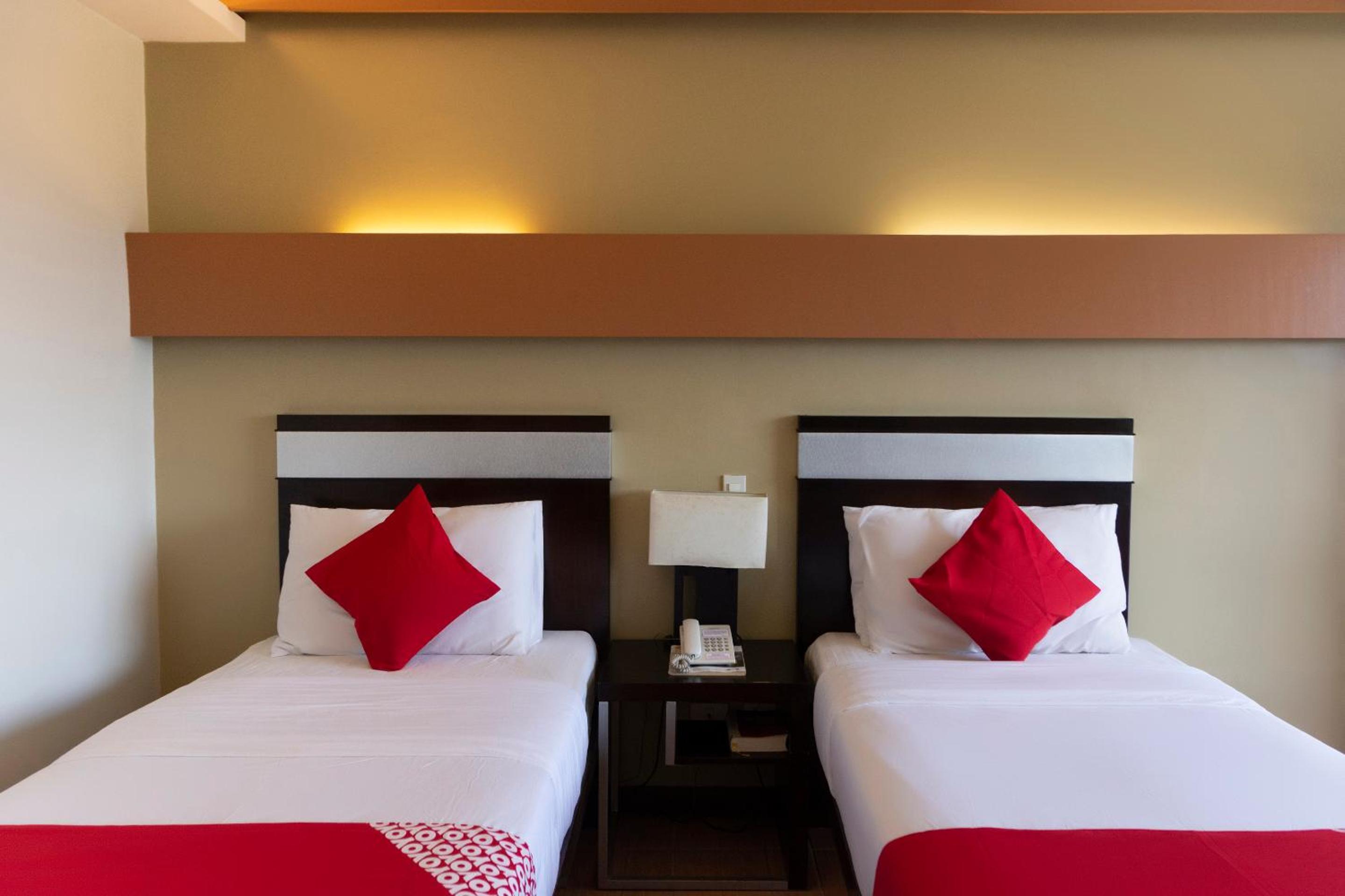 Standard Double Room - Photo 2