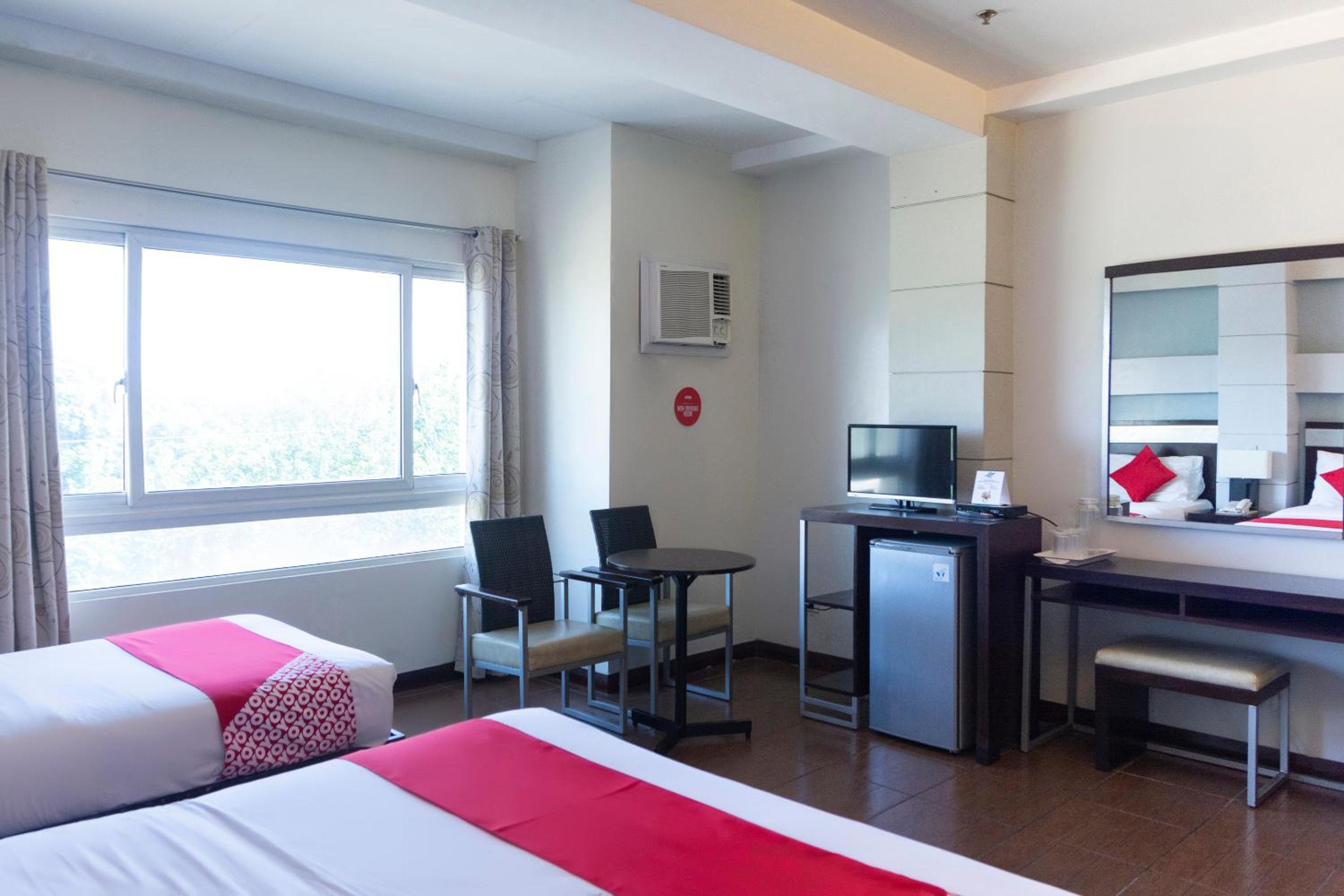 Superior Deluxe Double or Twin Room  - Photo 4
