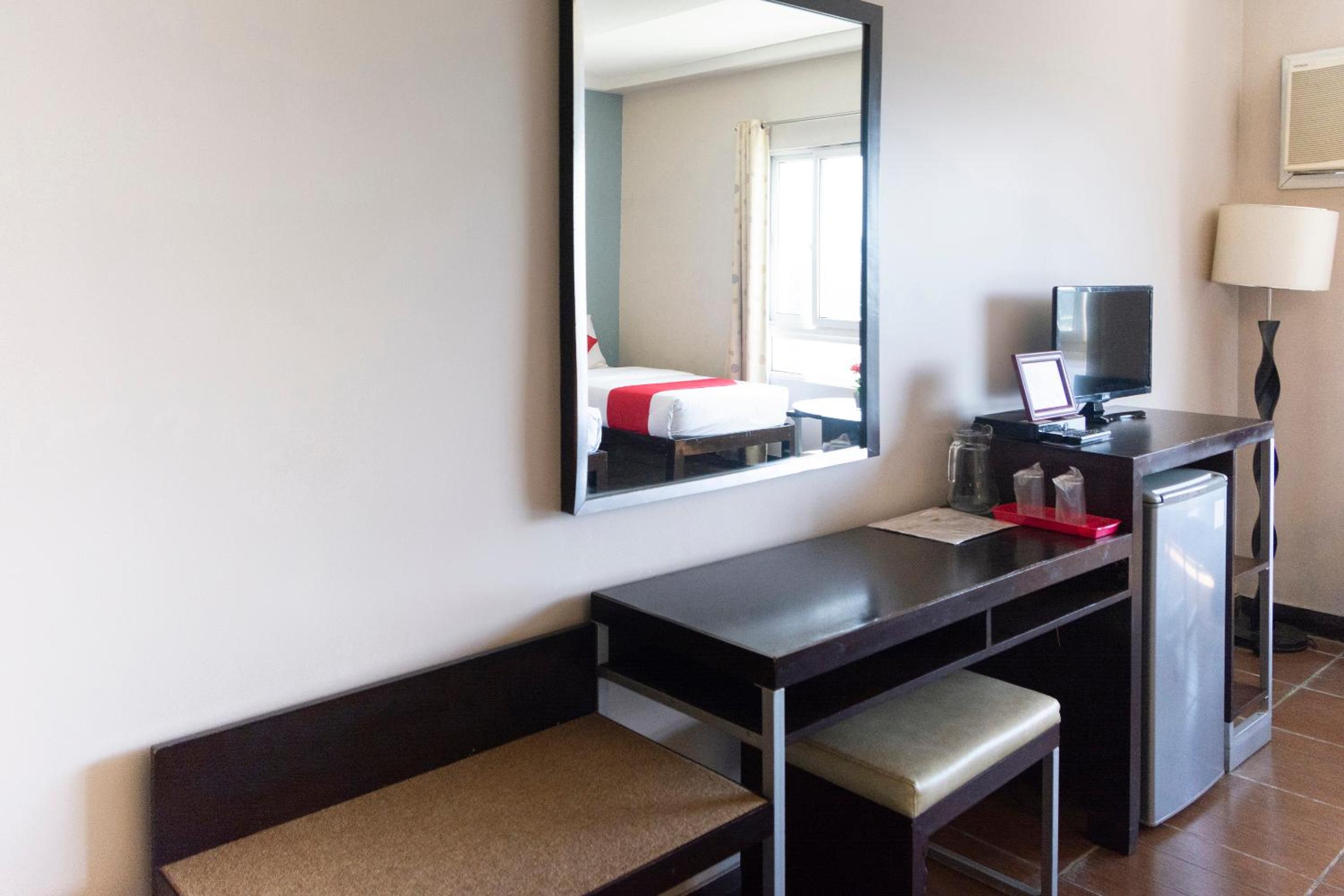 Deluxe Triple Room - Photo 5