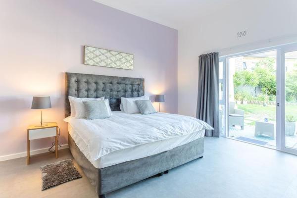 Comfort King Room