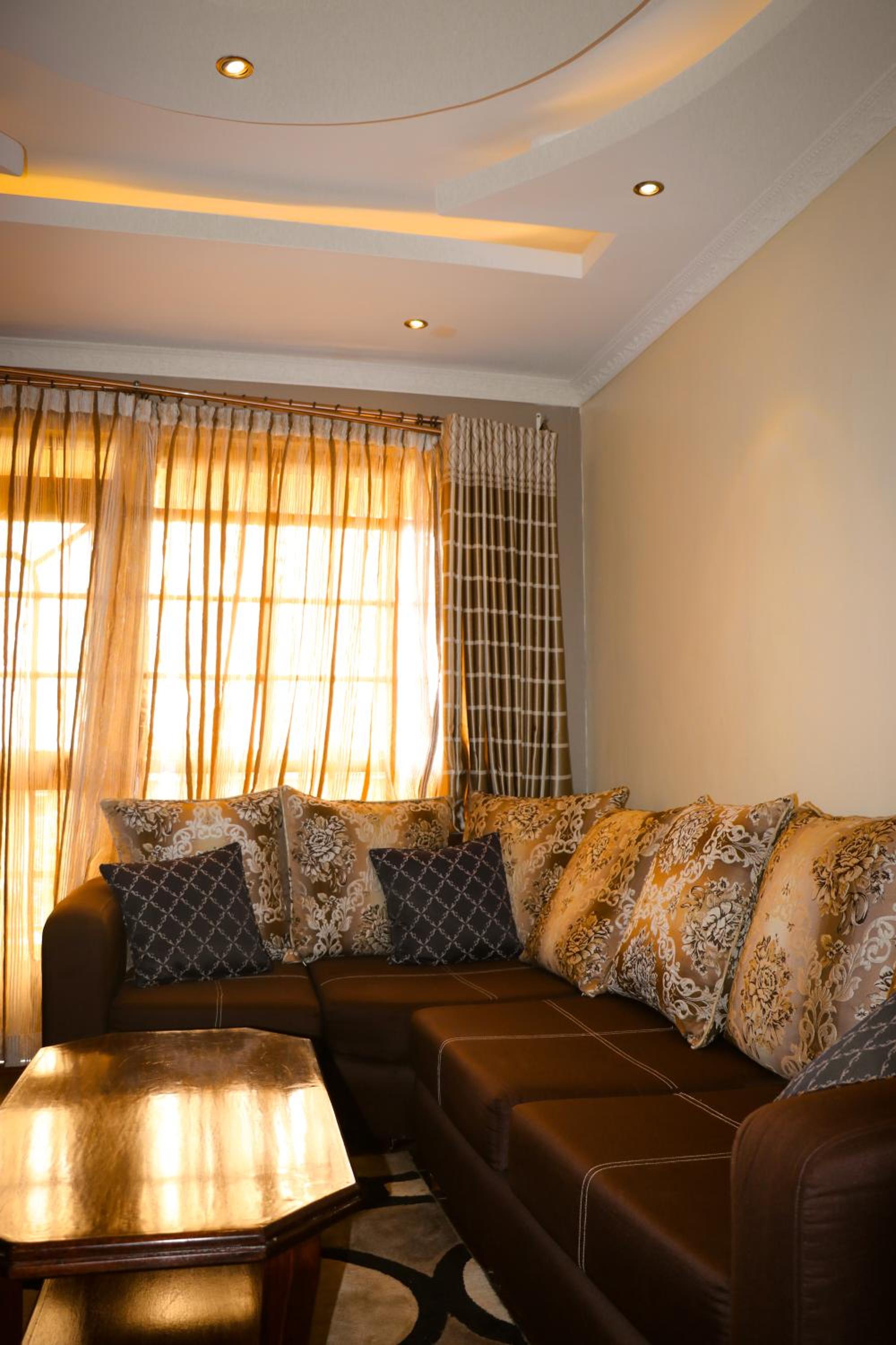 Queen Room - Photo 10