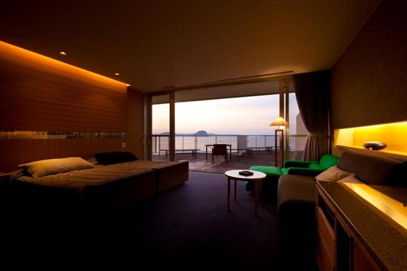 Suite With Terrace Triple